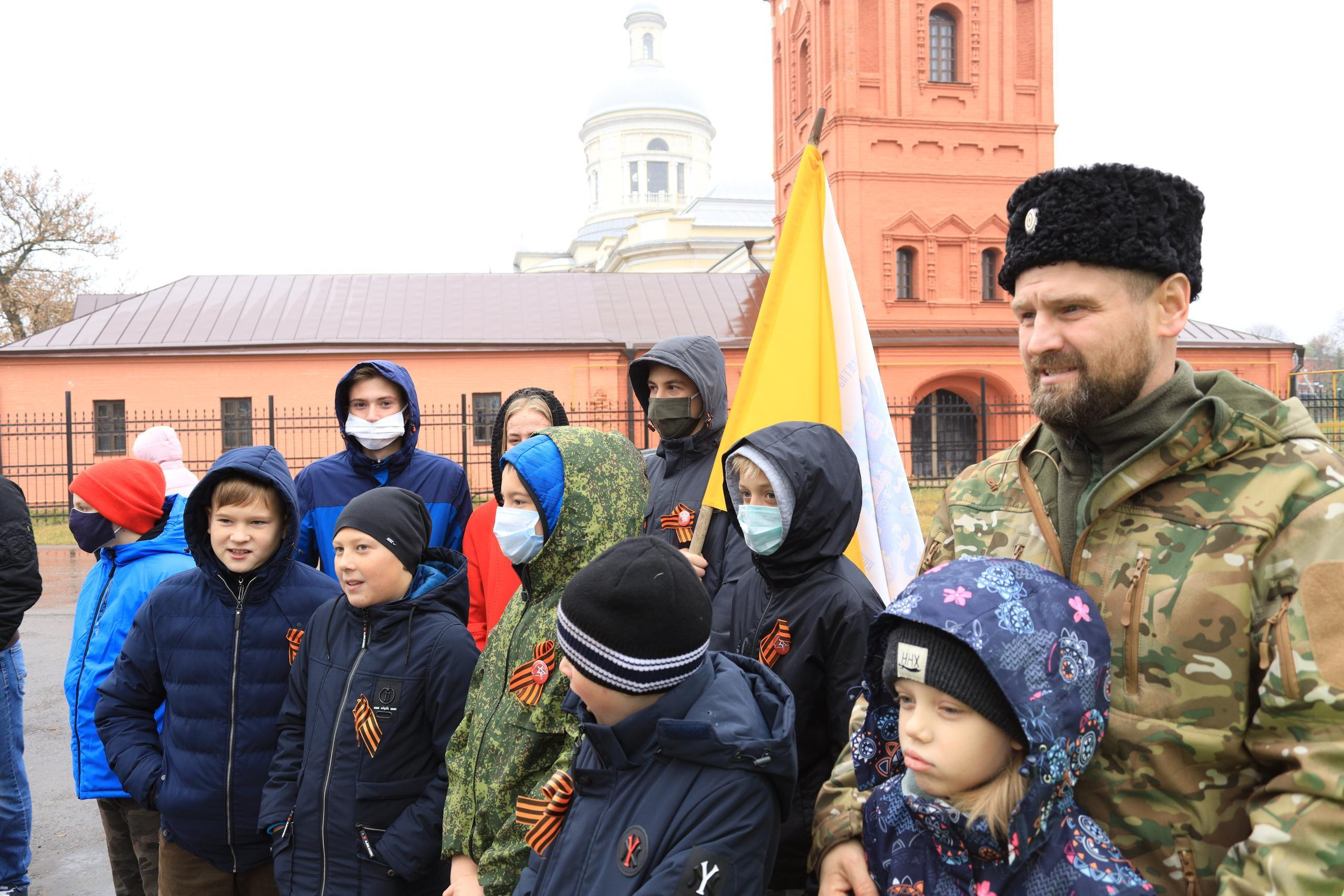 Репортаж Мемориал Вице-Адмиралу Кедрову М.А. в пос. Епифань Тульской области. Фотограф в Туле Крупский АнДРей. Фотостудия «КАДР71» в Туле