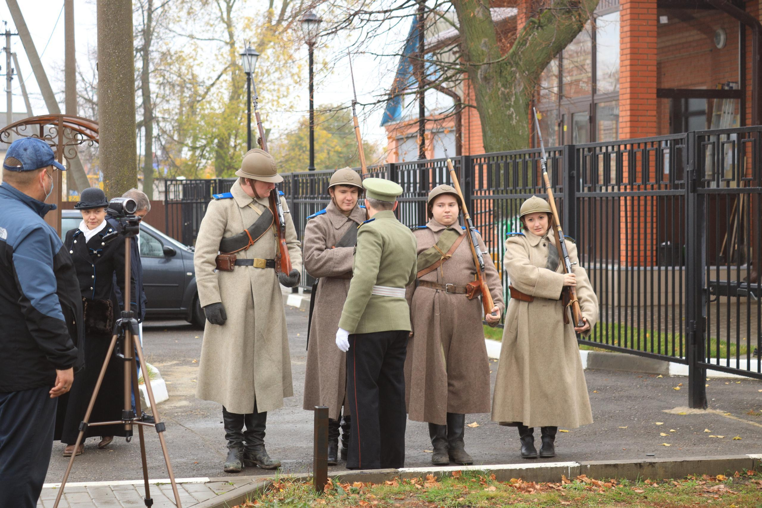 Репортаж Мемориал Вице-Адмиралу Кедрову М.А. в пос. Епифань Тульской области. Фотограф в Туле Крупский АнДРей. Фотостудия «КАДР71» в Туле