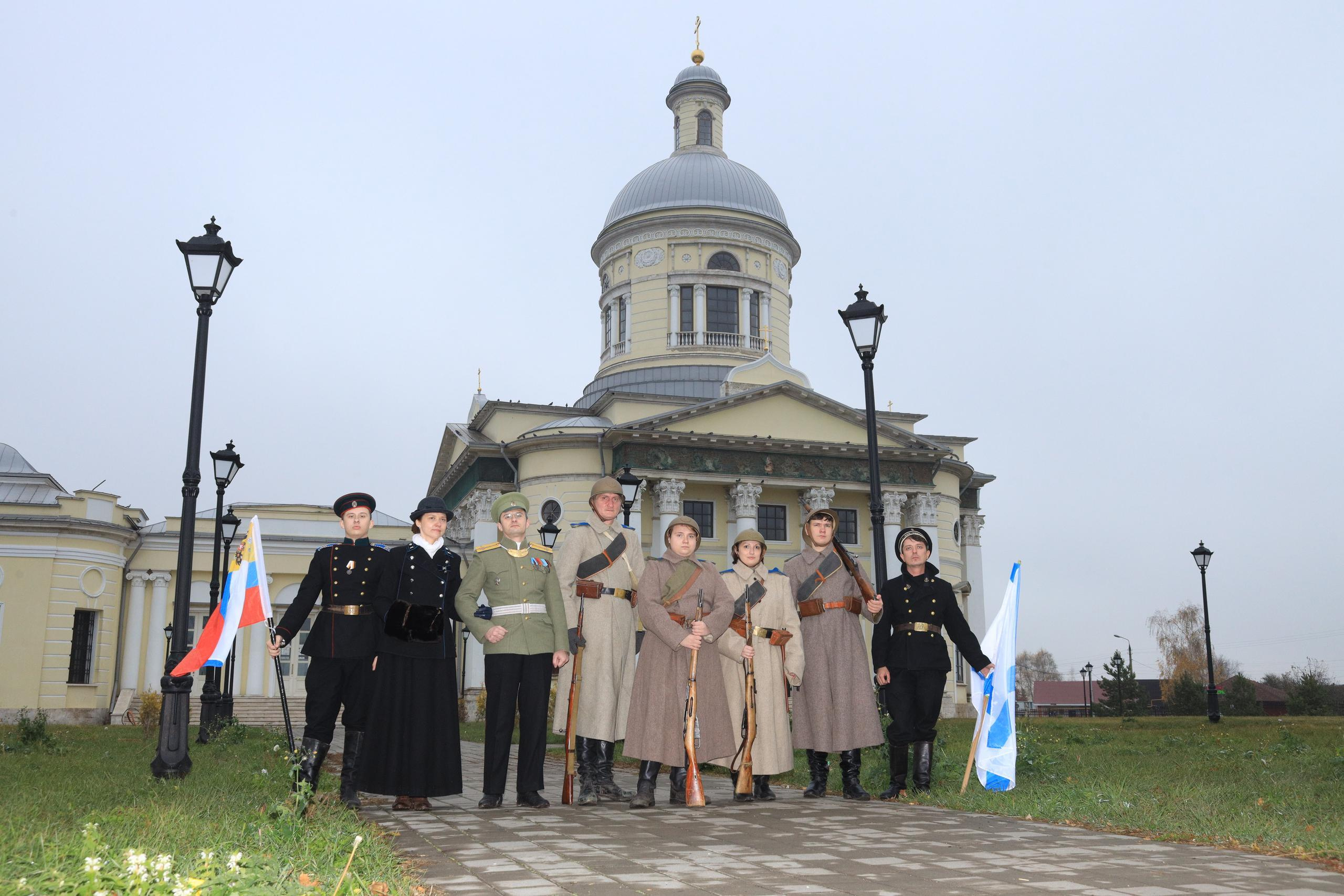 Репортаж Мемориал Вице-Адмиралу Кедрову М.А. в пос. Епифань Тульской области. Фотограф в Туле Крупский АнДРей. Фотостудия «КАДР71» в Туле