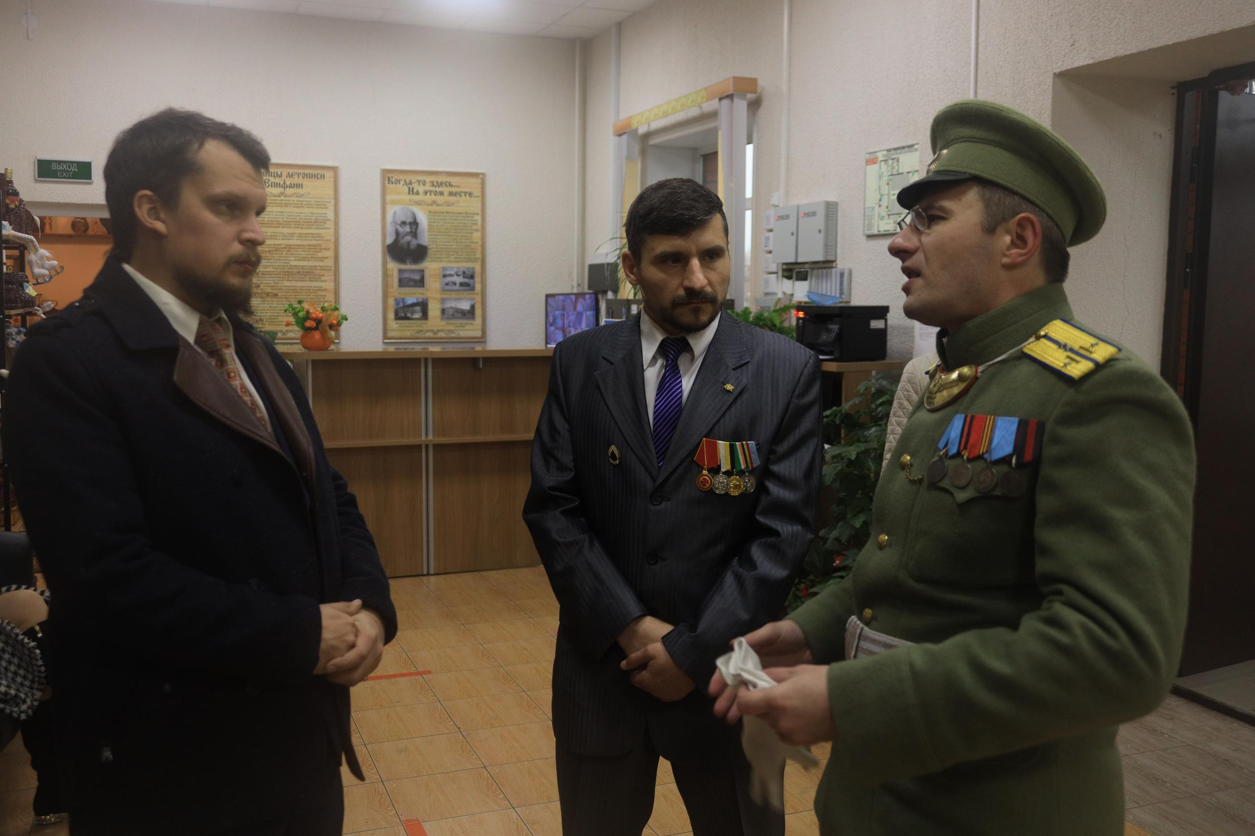 Репортаж Мемориал Вице-Адмиралу Кедрову М.А. в пос. Епифань Тульской области. Фотограф в Туле Крупский АнДРей. Фотостудия «КАДР71» в Туле