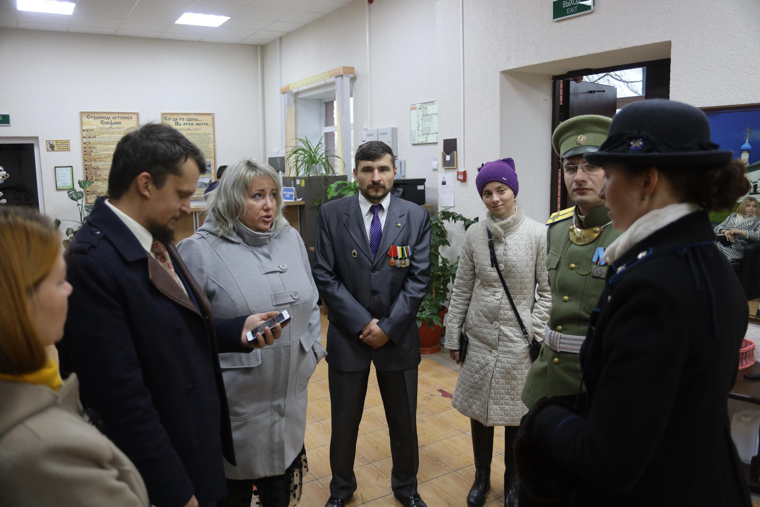 Репортаж Мемориал Вице-Адмиралу Кедрову М.А. в пос. Епифань Тульской области. Фотограф в Туле Крупский АнДРей. Фотостудия «КАДР71» в Туле