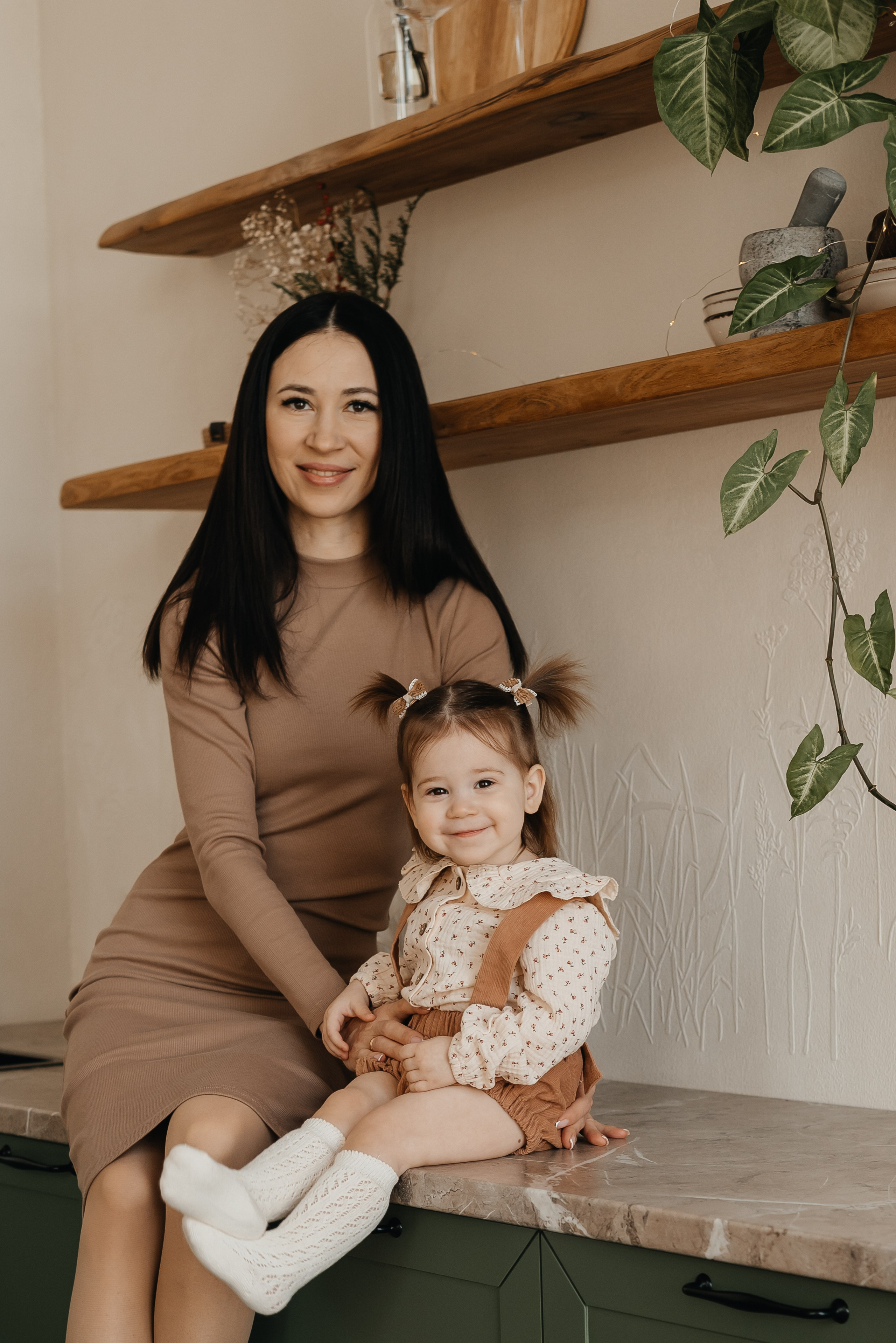 Семейная фотосессия в студии-дом. Семейный и детский фотограф Кущ Наташа