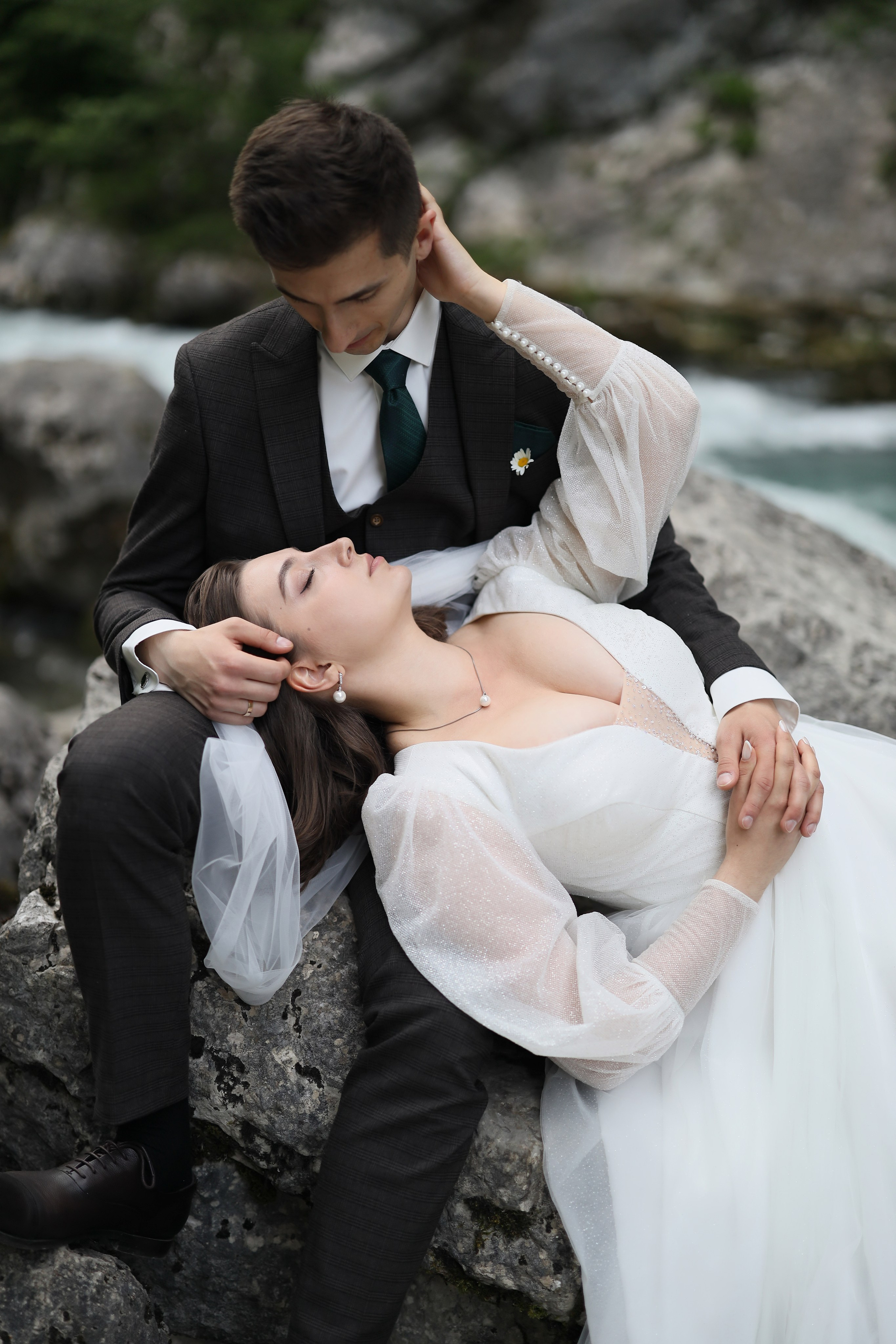 Свадебное Love story на озере Рица. Свадебный и семейный фотограф в Абхазии Жанна Соснина