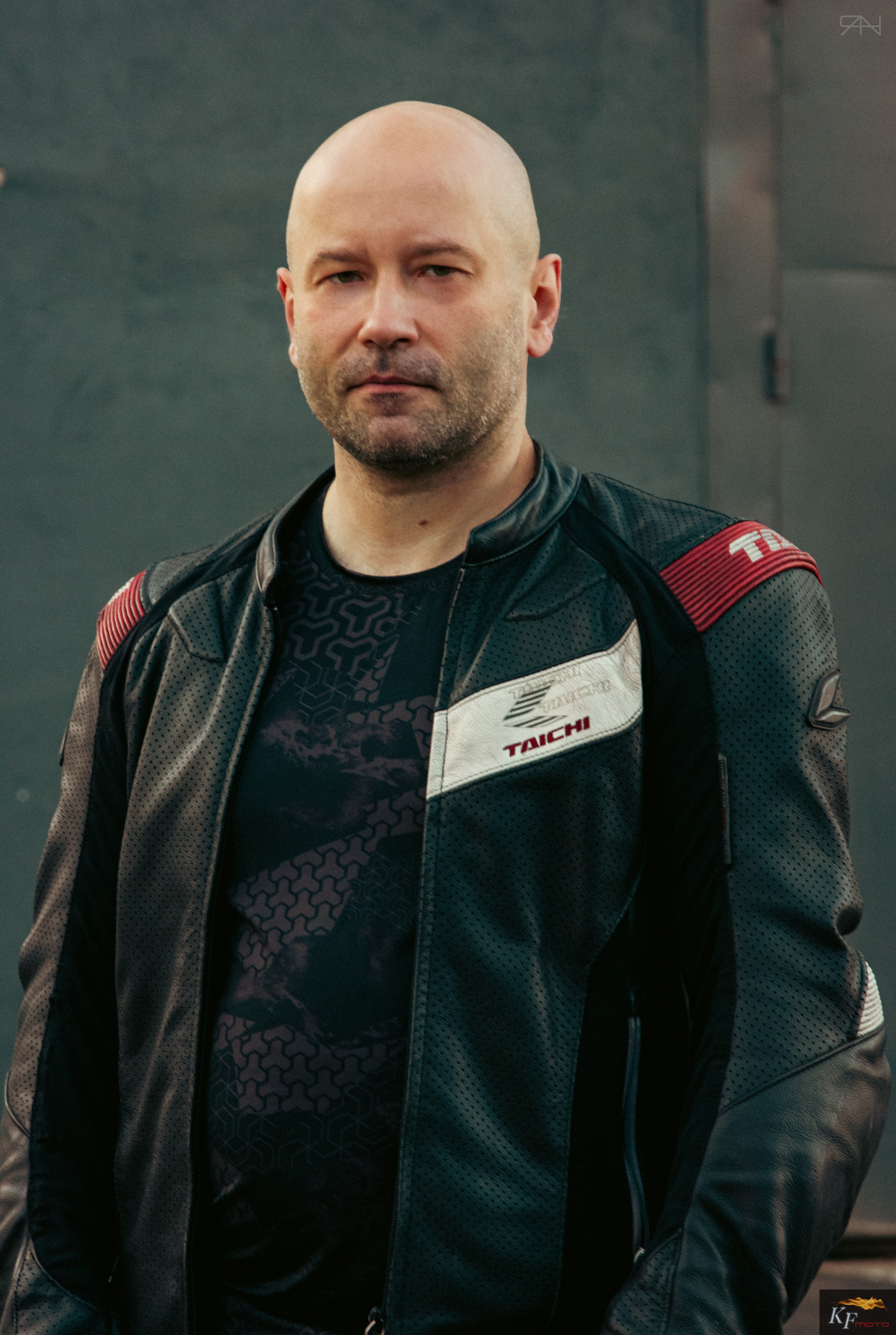 Мужской портрет. Портфолио Анны Ивашневой: Портретная фотография захватывающая эмоции