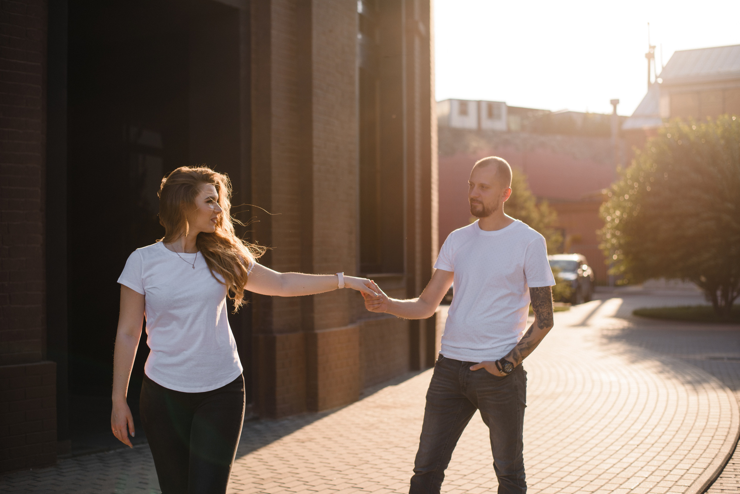 Классическая свадьба в Москве с прогулкой у площади музыки. Свадебный фотограф в Тамбове Андрей Шаталов