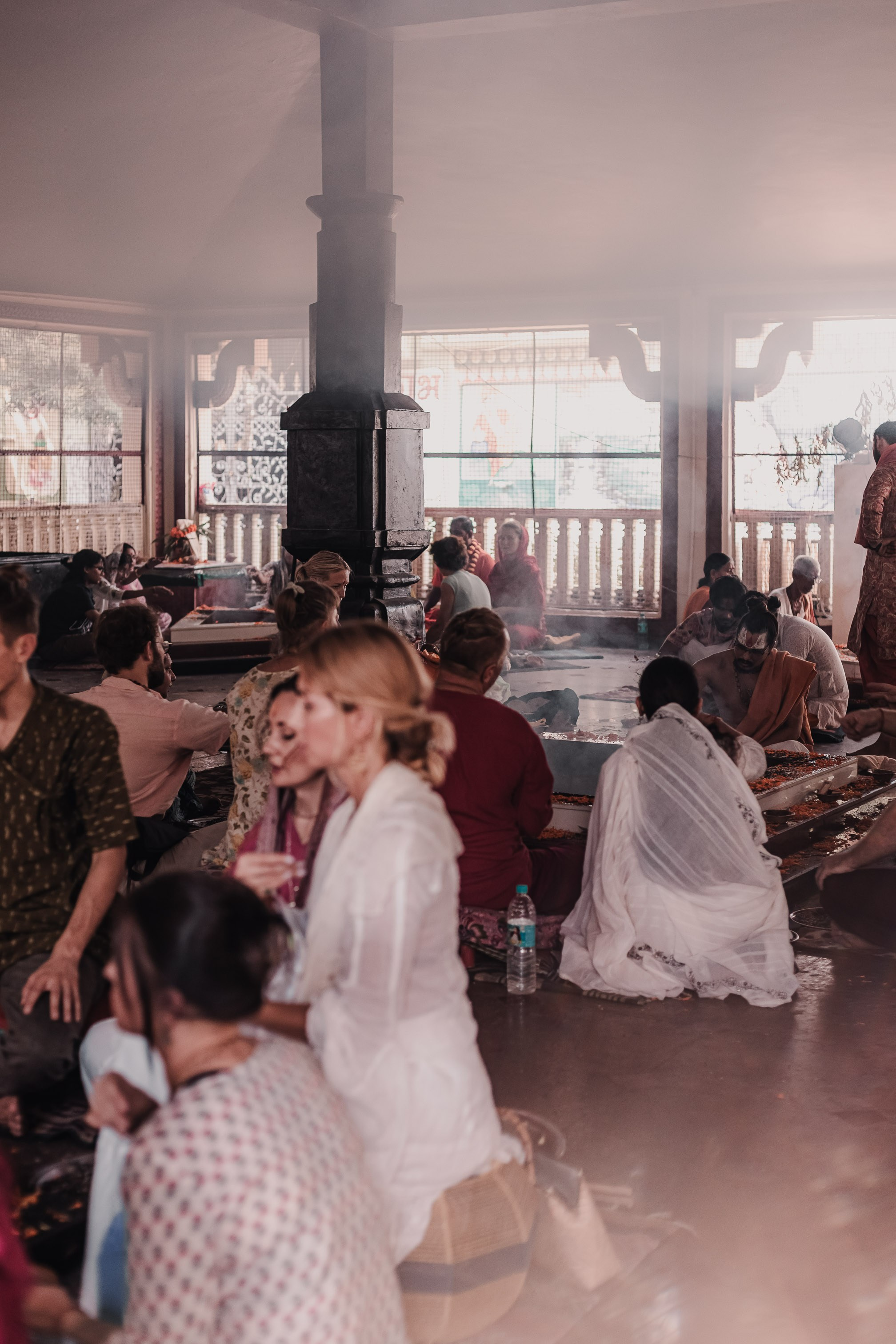 Navaratri yajna at Devraha Baba Ji ashram. Мариам Багдасарян