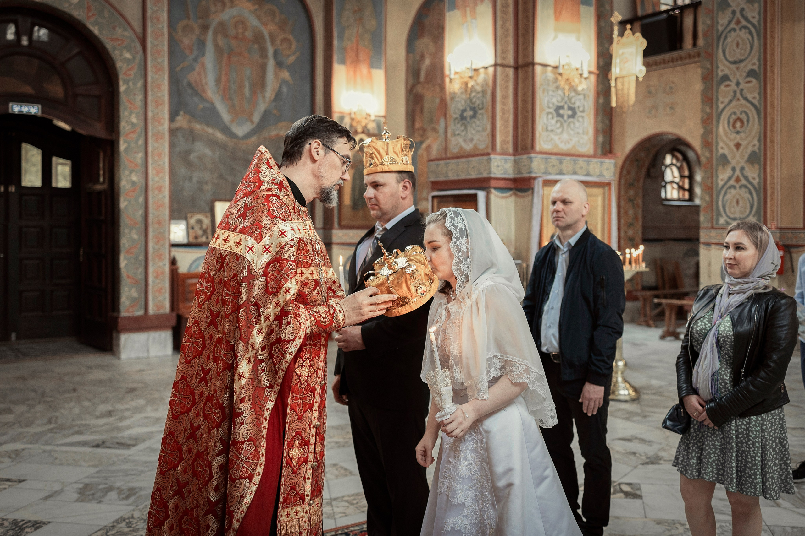 Таинство Венчания Александра и Александры. ТОП Фотограф на Крещение и Венчание Железногорск Алексей Мещеряков