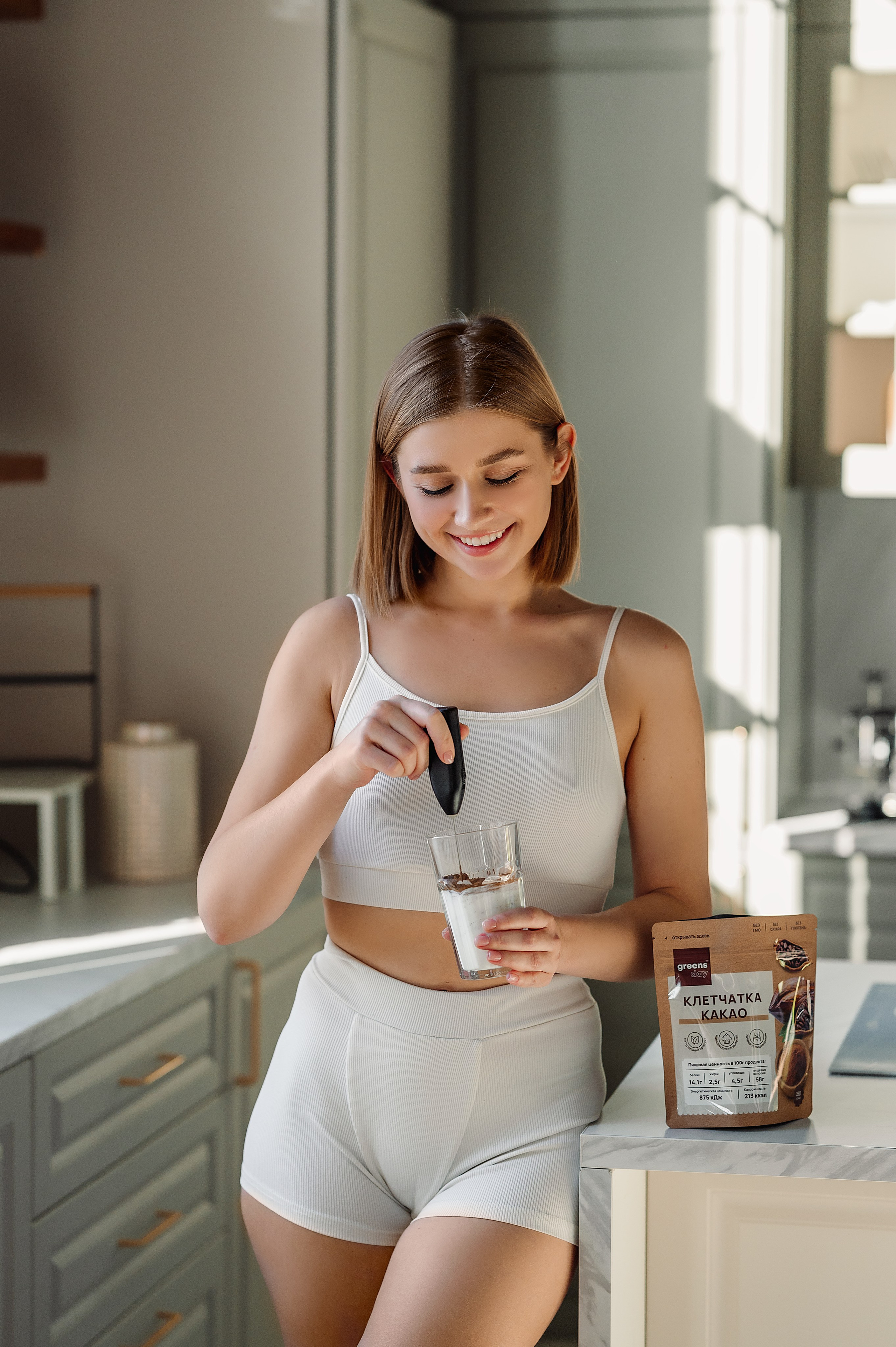 Съемка товаров для маркетплейсов (Wildberries, Ozon, Яндекс.Маркет). Фотограф товаров для соцсетей - инстаграм, вконтакте. Контент-фотограф в Москве Хныкина Лена