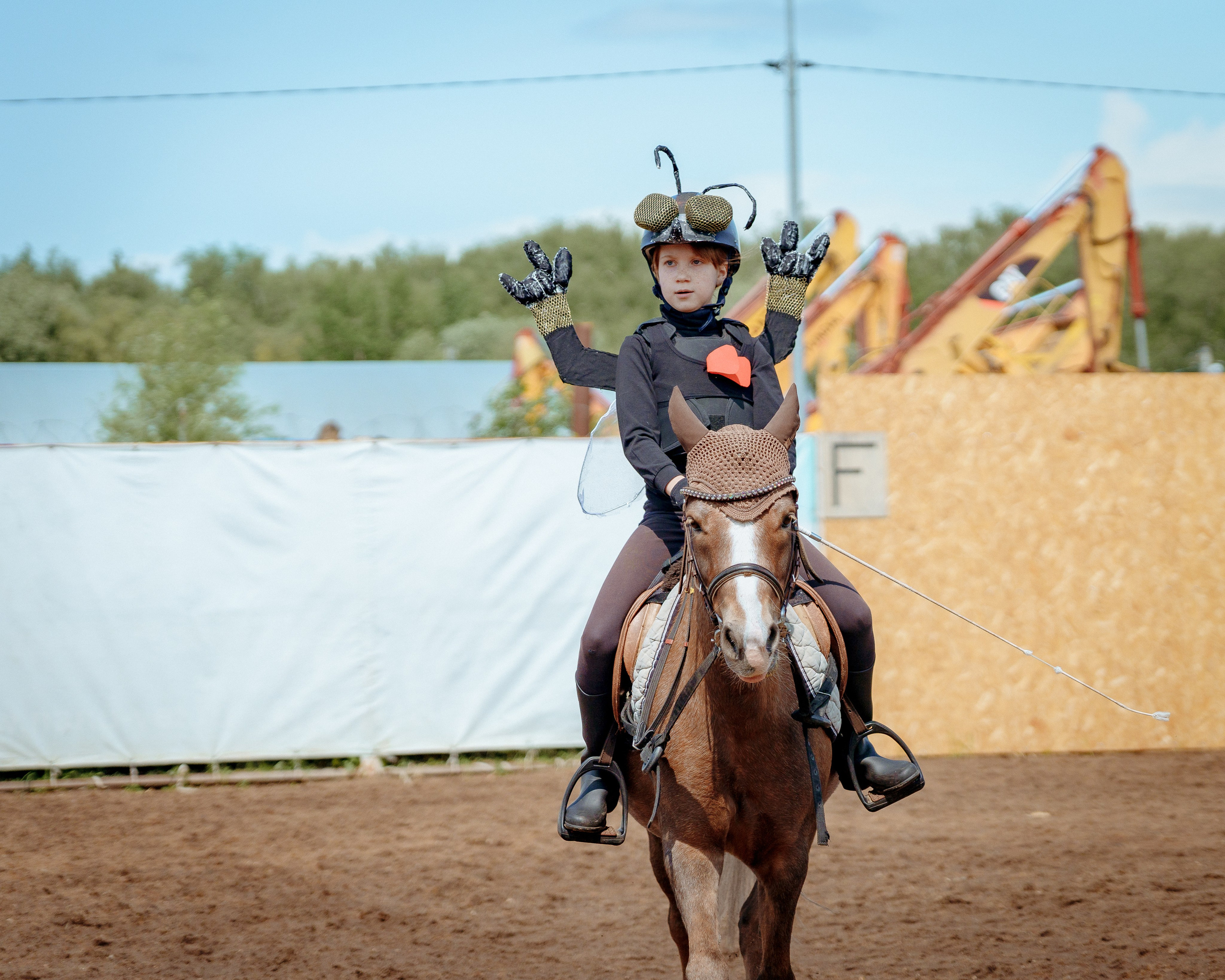 Конный клуб Горки. Портретный и семейный фотограф в Москве/Видное