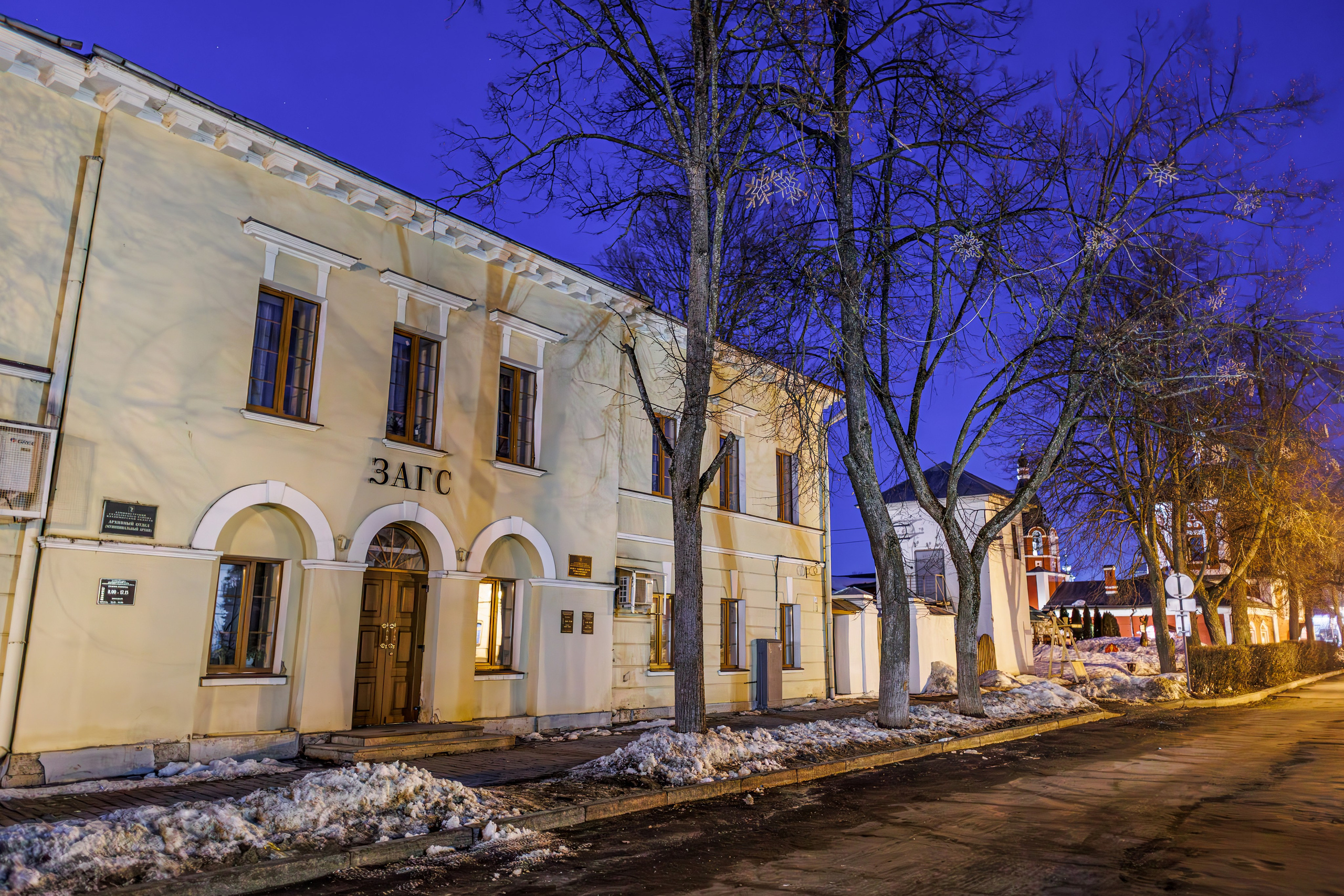 Прогулка по вечернему Суздалю. Профессиональная фото и видеосъемка. Москва