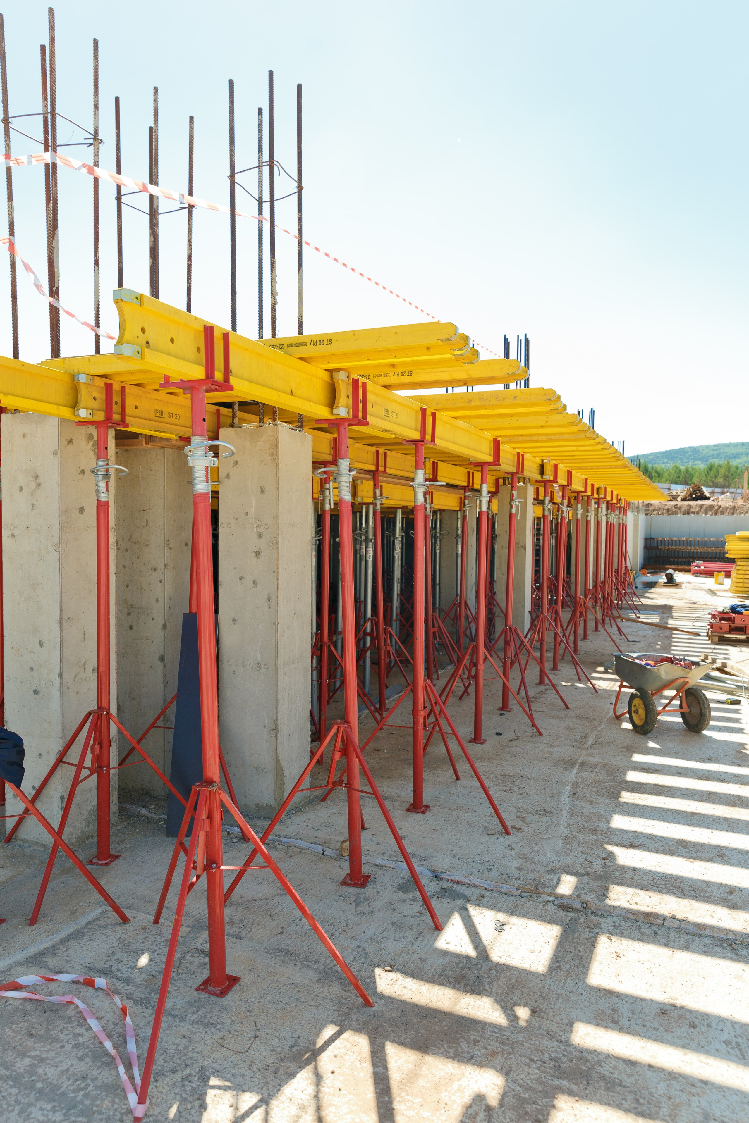 Строящиеся объекты в посёлке Жигалова. Свадебный фотограф Иркутск, репортажный фотограф Иркутск