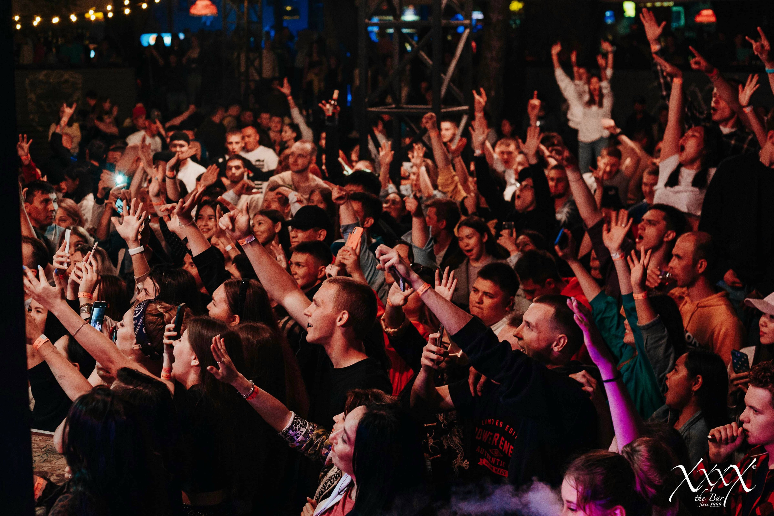 The bar XXXX. Репортажный (Event) фотограф в Барнауле | Даниил Маркин | Качество и вайб