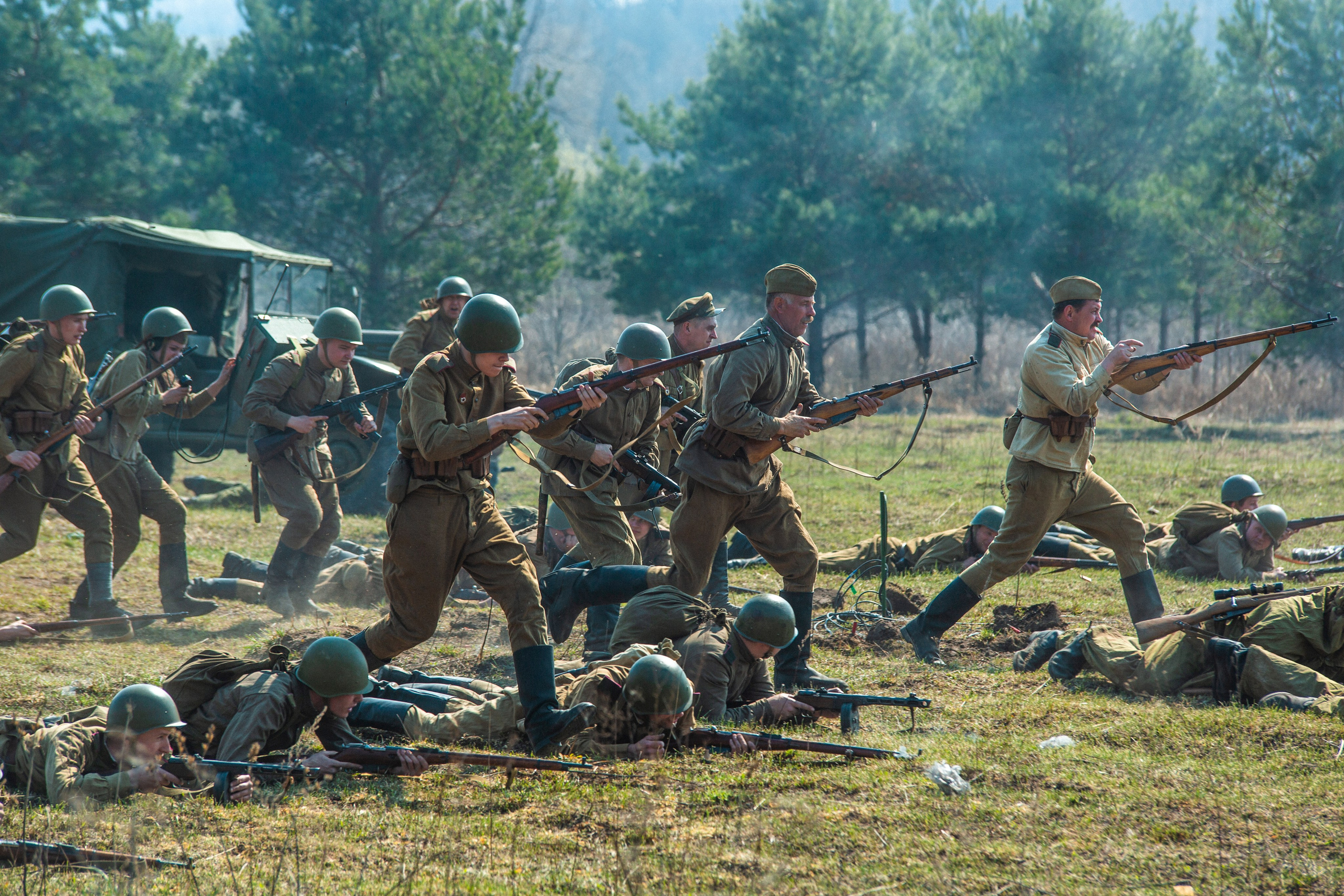 РЕКОНСТРУКЦИЯ БОЯ — ВОВ — БИТВА ЗА ГОРОД. Профессиональный фотограф в Мценске и Орловской области