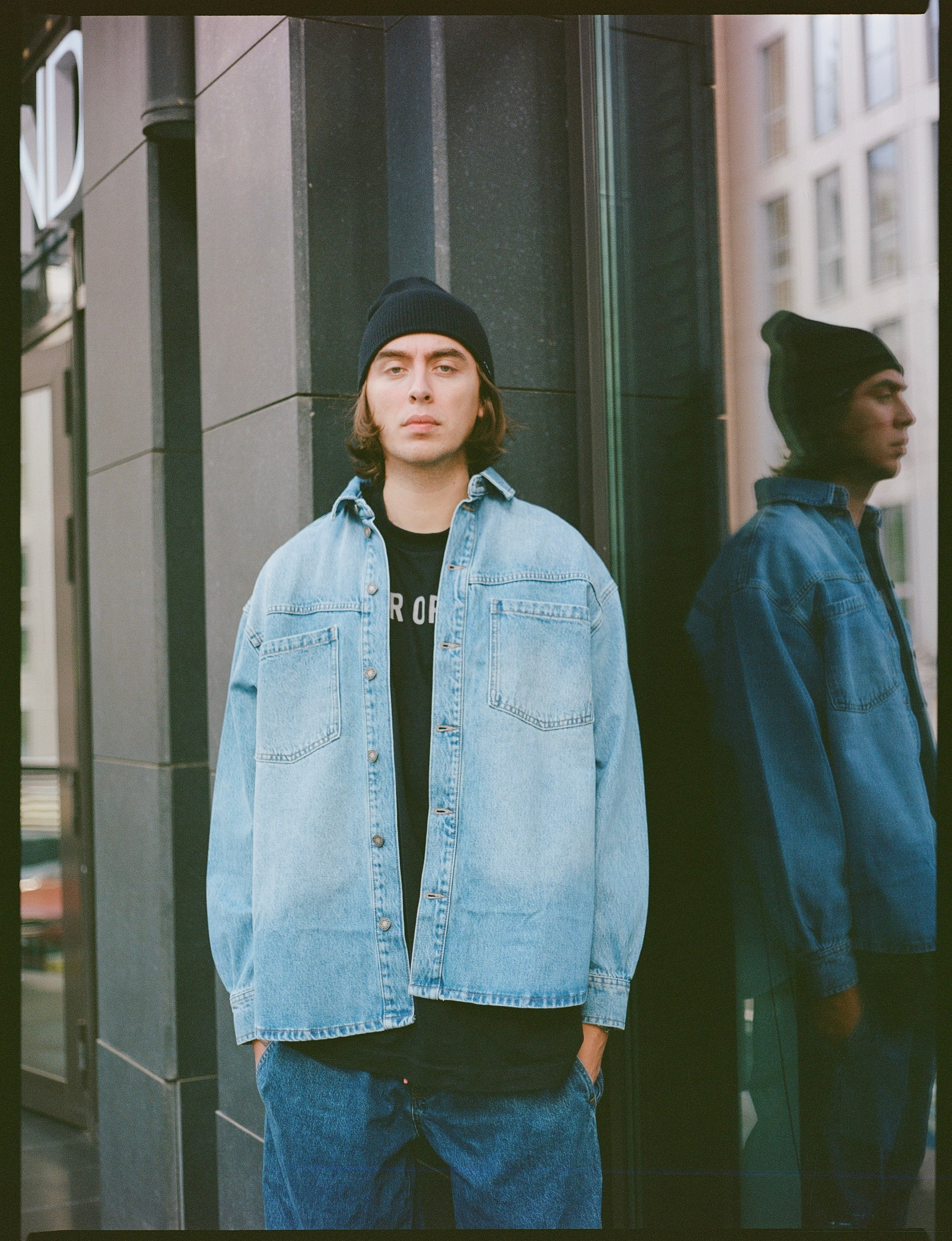 Le Papa. Главная