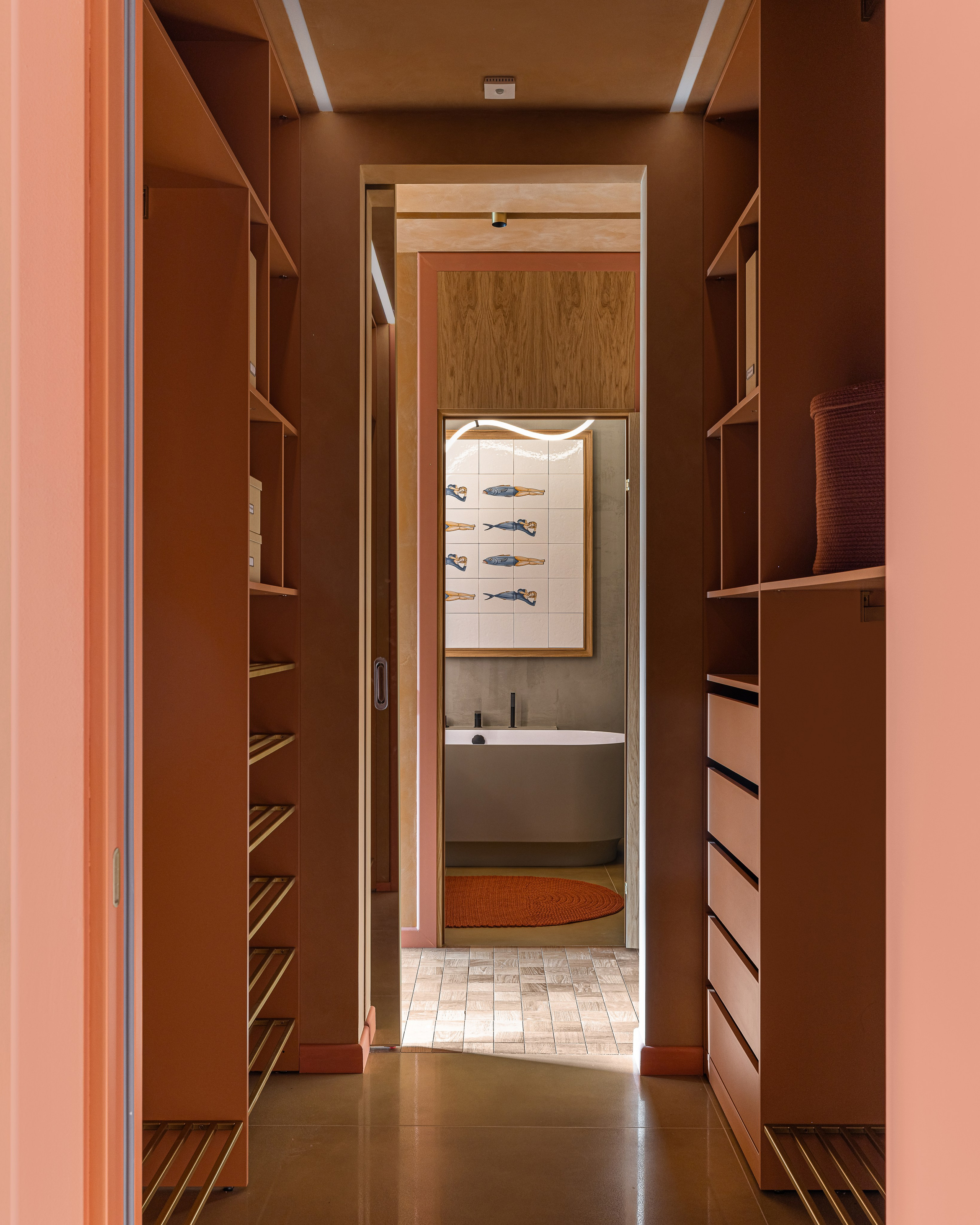 ОБИТАЕМЫЙ ОСТРОВ. Дизайн интерьеров Москва / Петербург / регионы