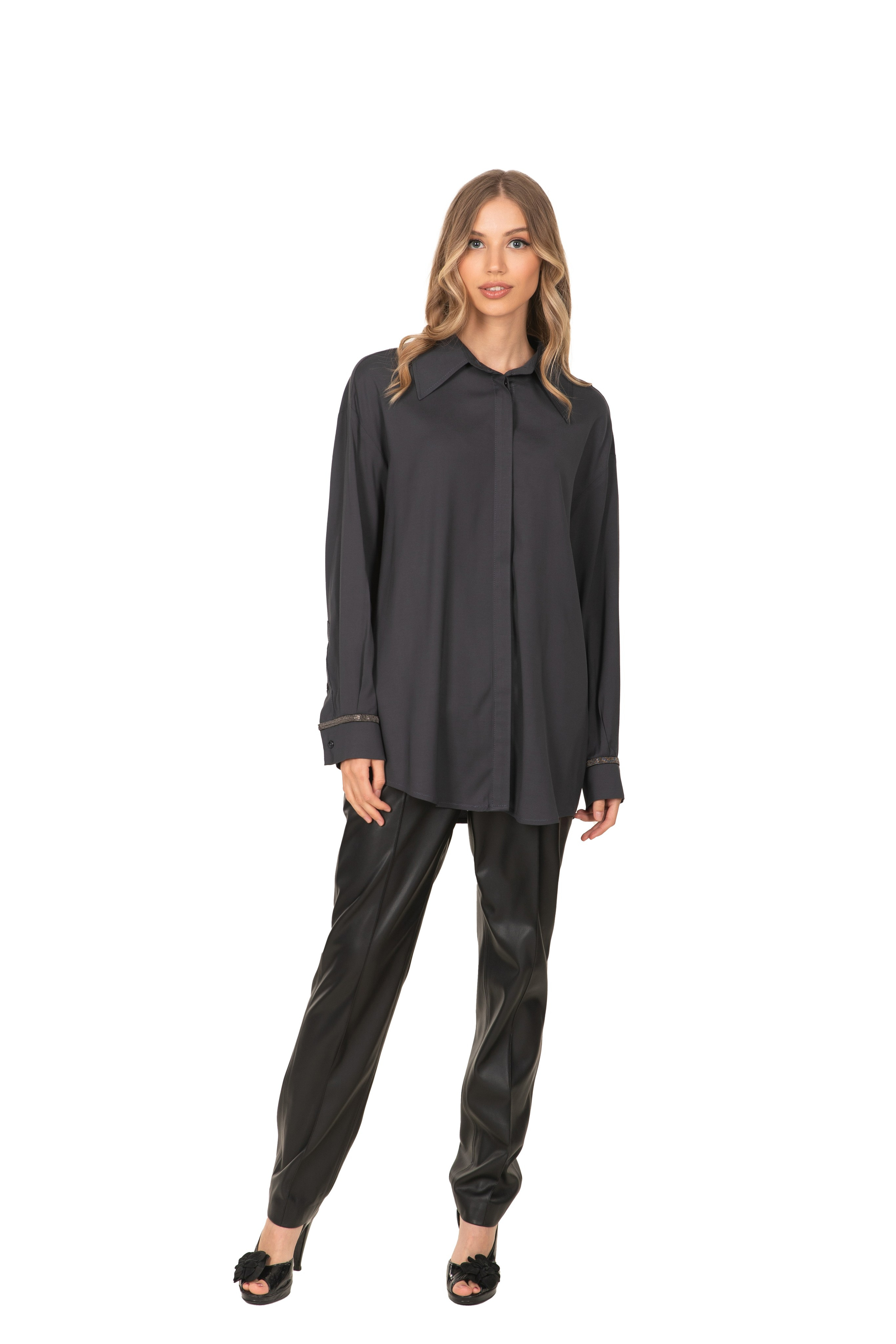 Фотосъемка каталога одежды для маркетплейсов в Минске. Профессиональный фотограф Анастасия Кохно