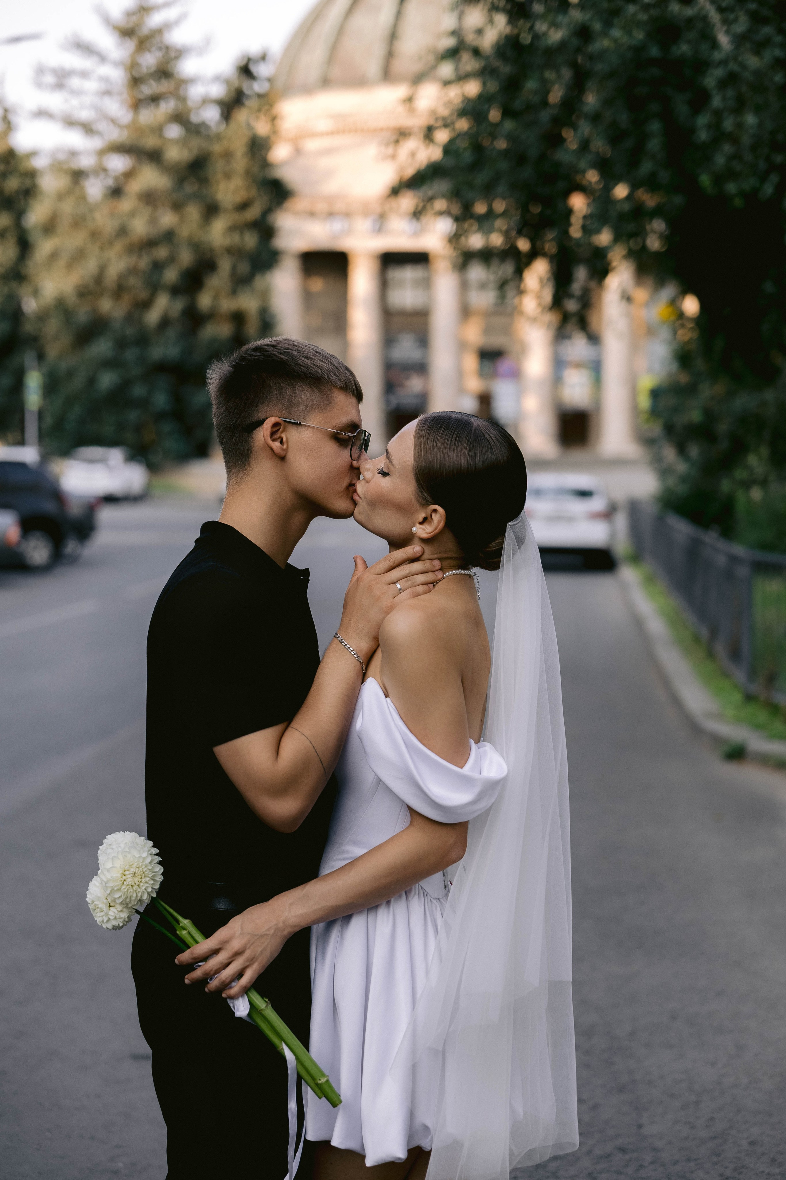 Татьяна, Вячеслав (Прогулка после ЗАГСа). Фотограф в Волгограде Кристина Прохоренко