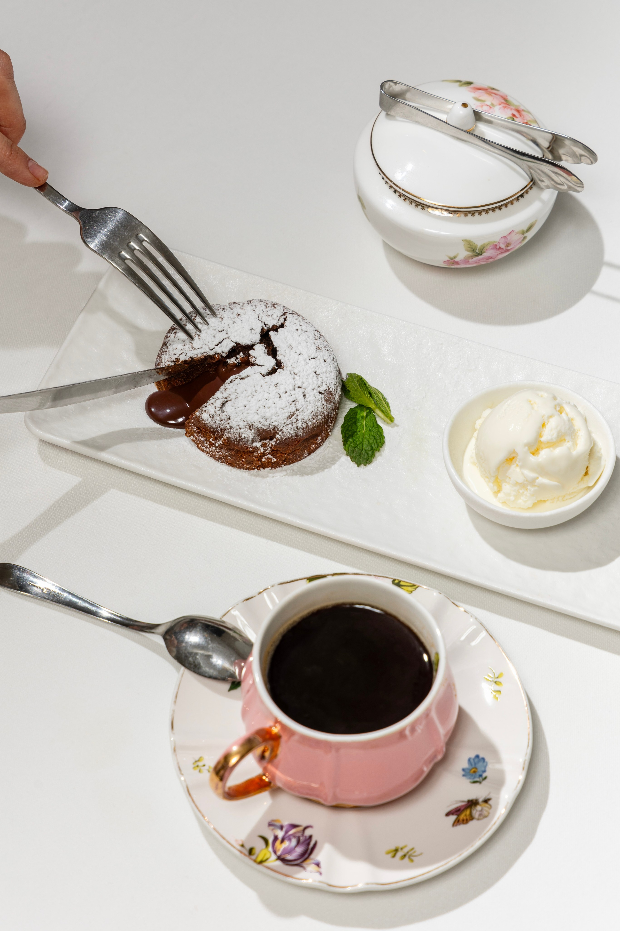 commercial editorial luxurynatural lightrestaurant photography beverage photography