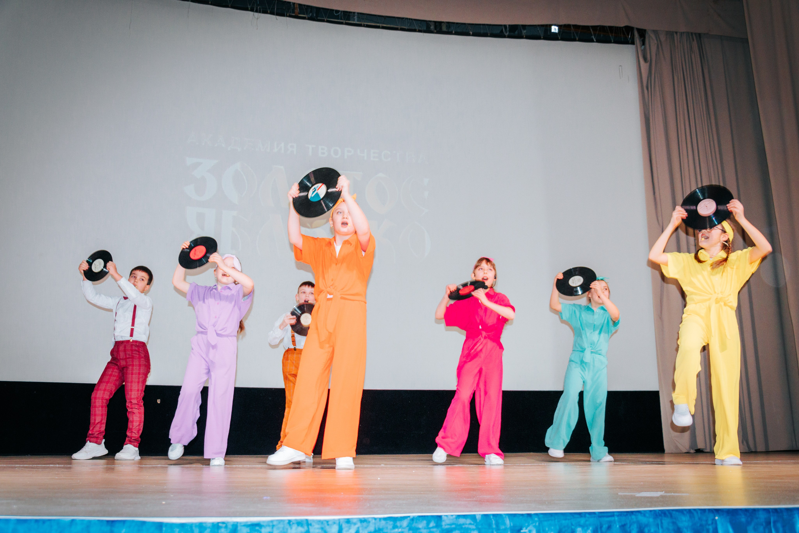 16 марта, г. Суздаль. Золотое яблочко