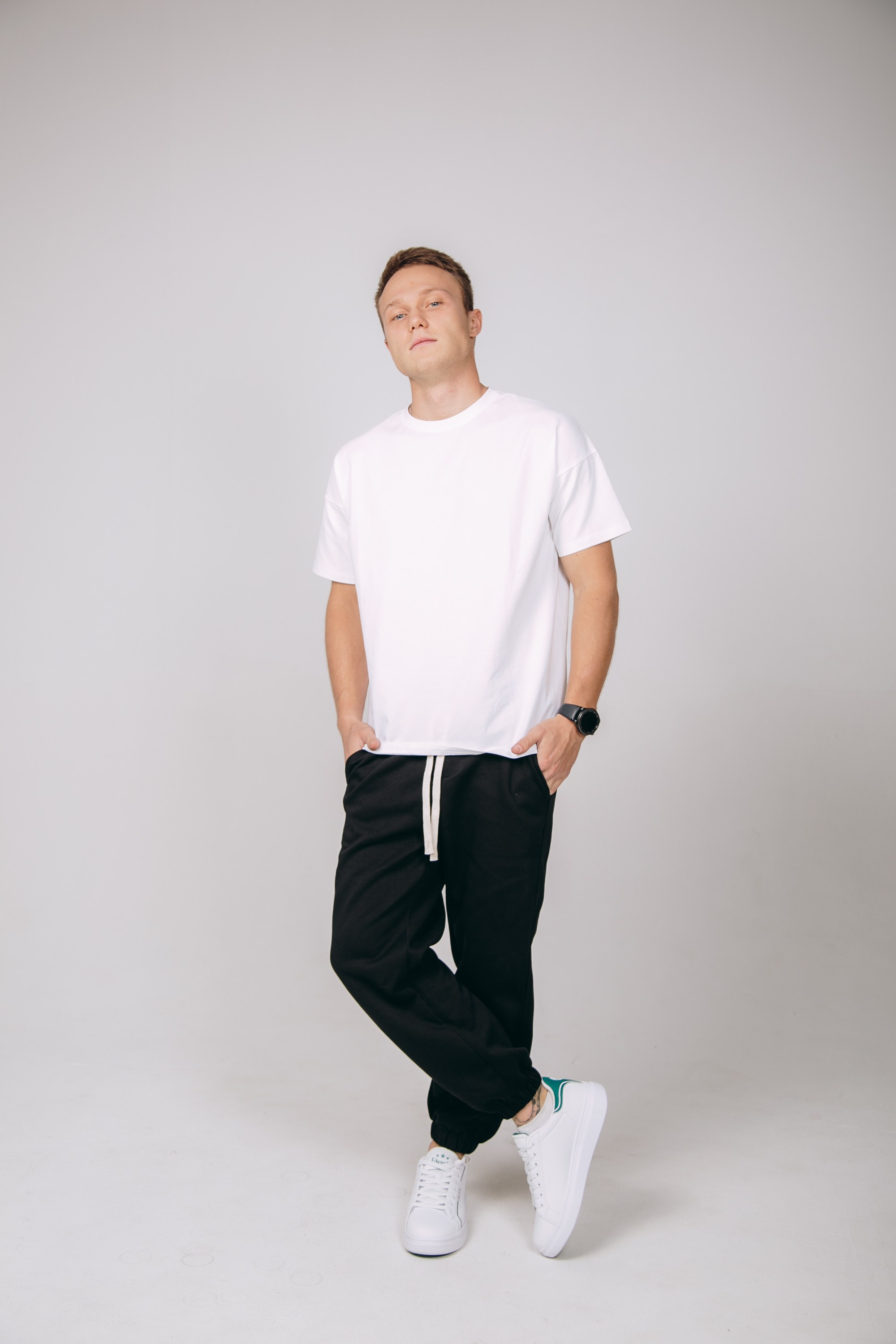 Егор. Съемки для маркетплейсов, фотосессии для Wildberries, Ozon. Люберцы, Москва