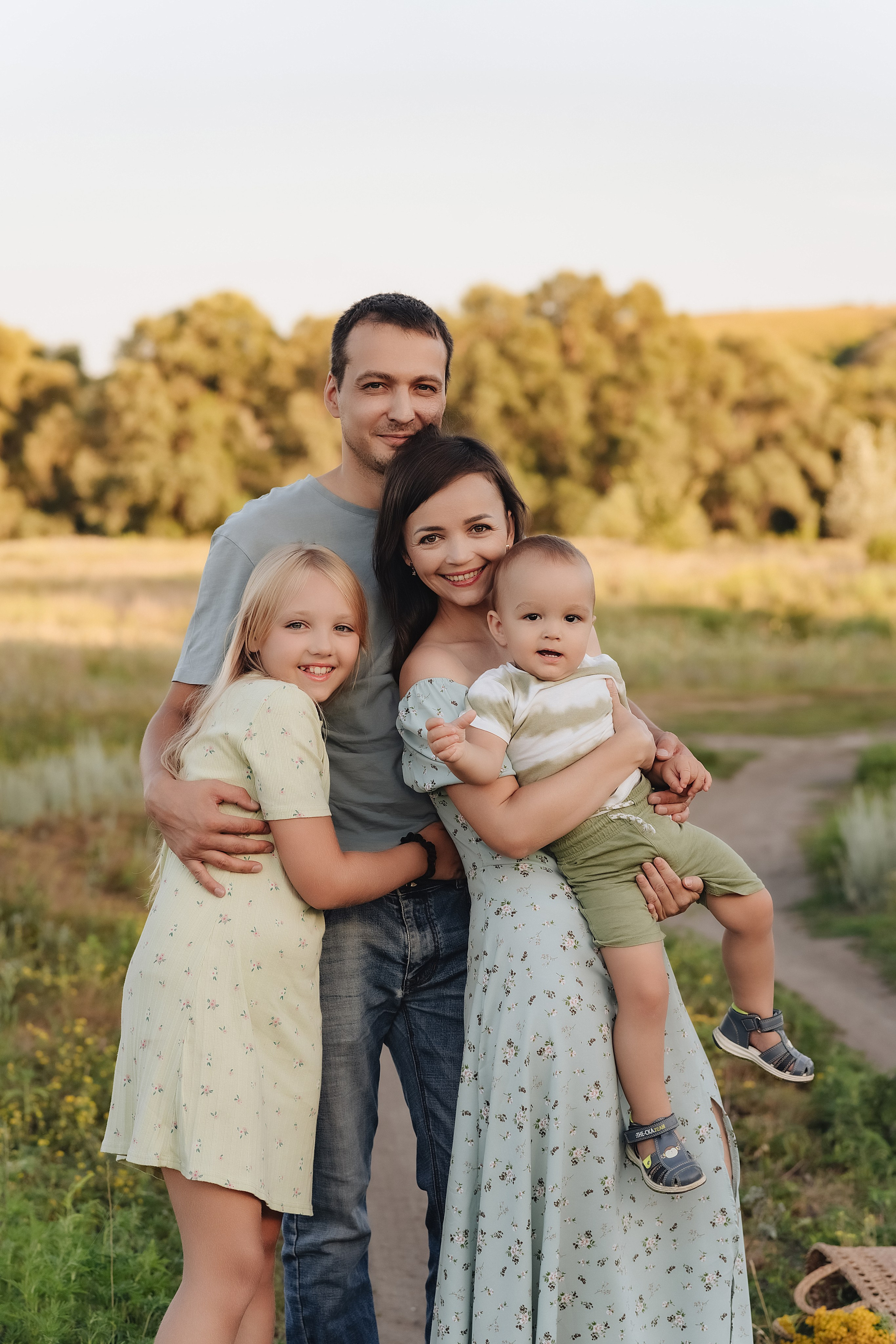 Семейная съемка на закате. Фотограф Карина Шмулёва. Воронеж и область