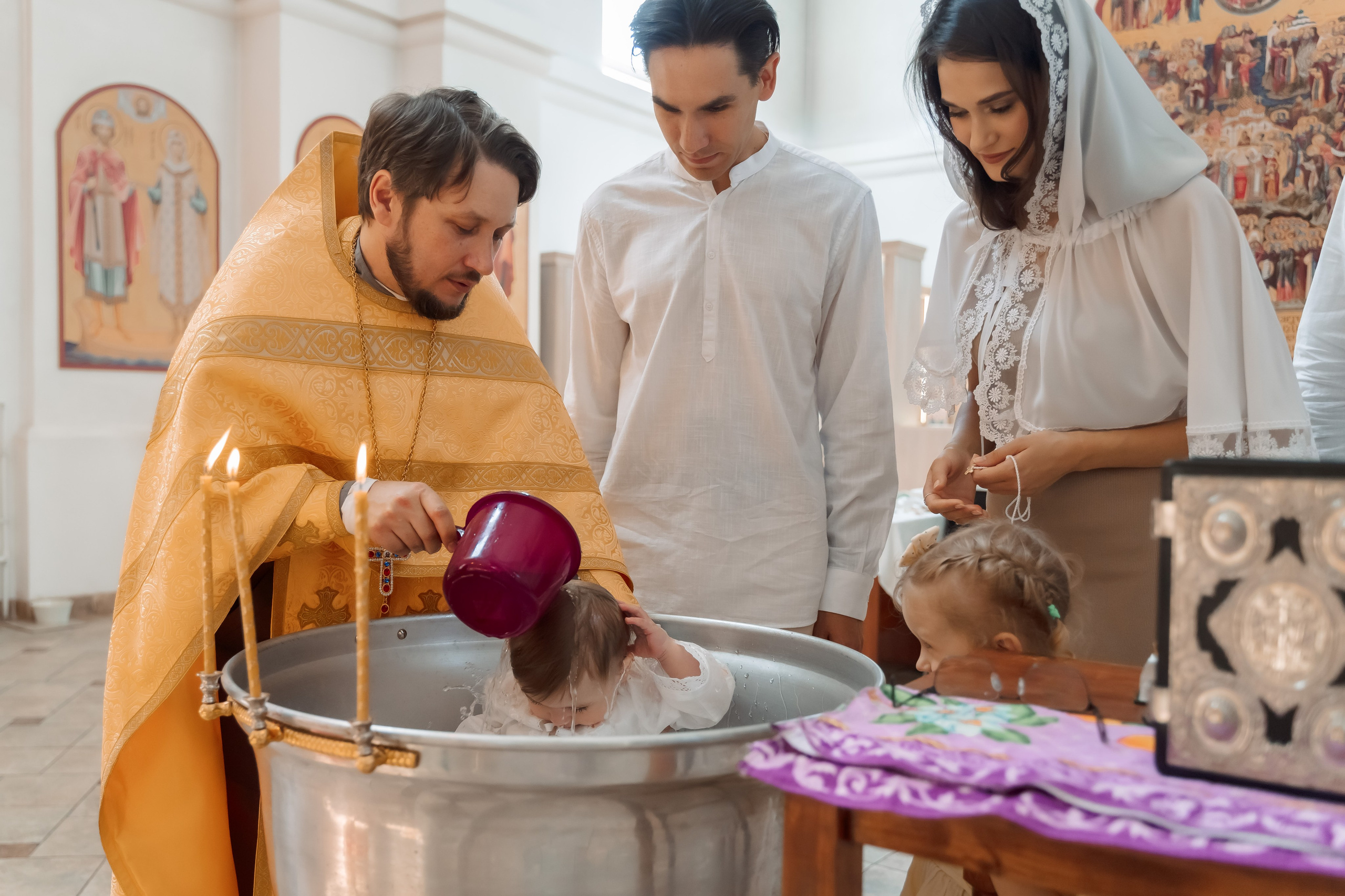 Крещение Варвары, храм Тихвинской иконы Божией Матери. Семейный фотограф в Саратове