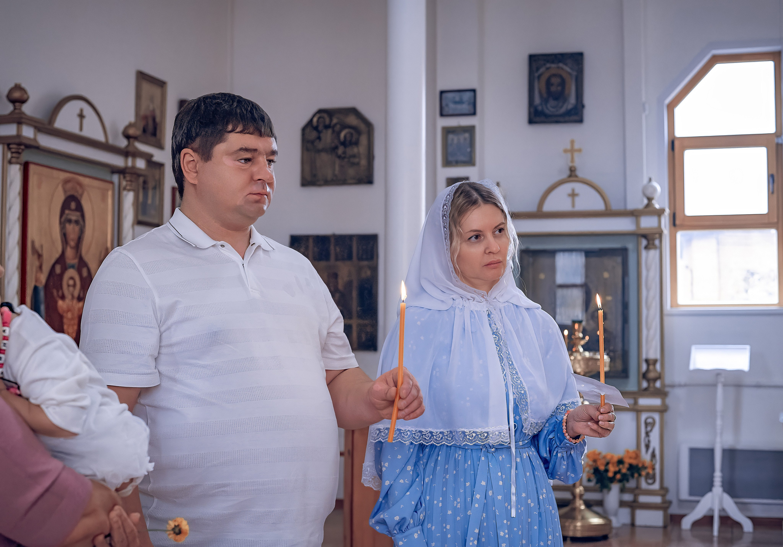 Крещение Алины в Трехсвятительской церкви Красноярск. Фотографы крещения/венчания  Красноярск Татьяна и Вячеслав Переваловы