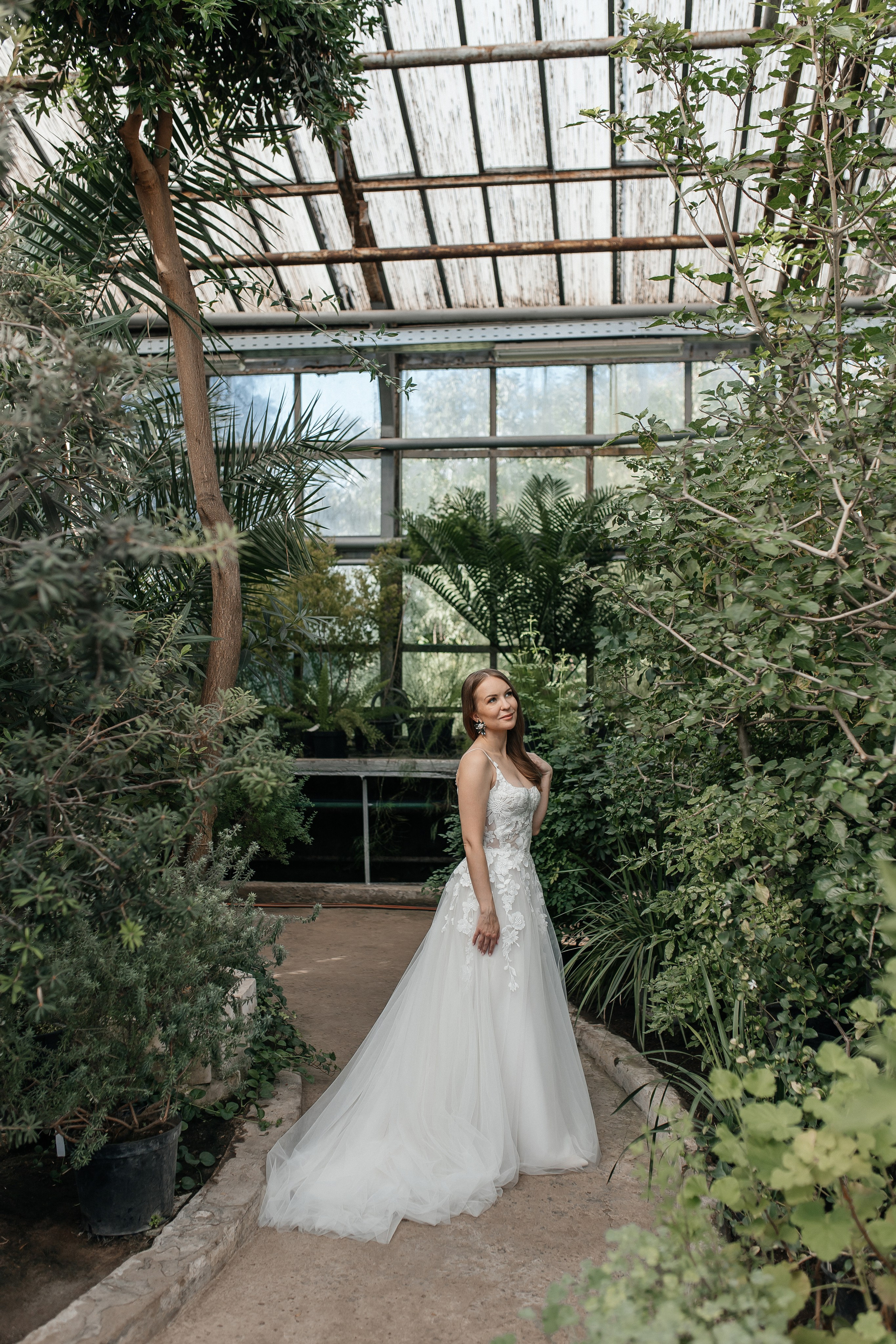 Свадебная фотосессия в Старой фондовой оранжерее Ботанического сада