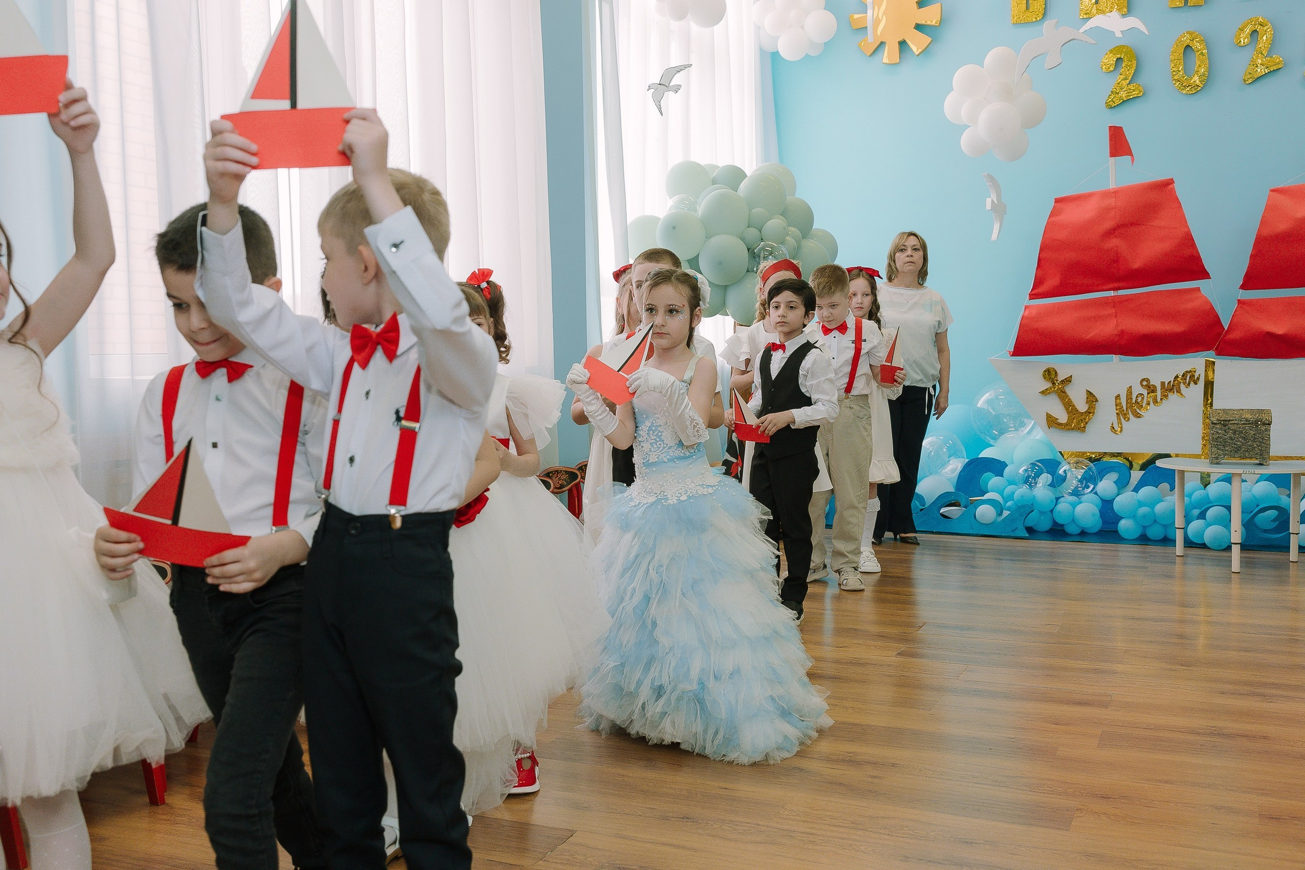 Выпускной 10 ДС. Выпускные альбомы Натальи Бутко: Новороссийск, Анапа, Геленджик