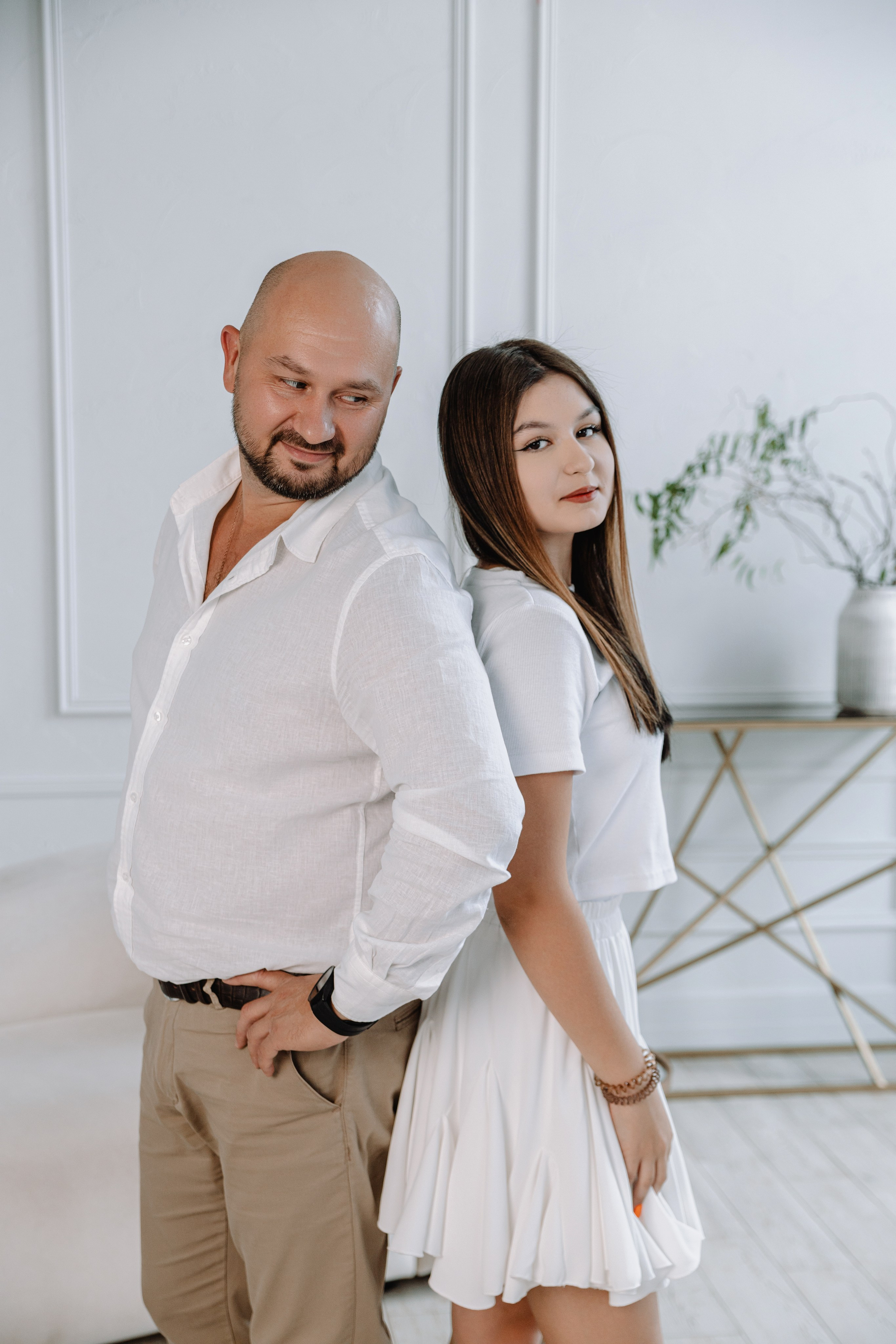 Евгения, Михаил и Дарина и собачка Чарли. Фотограф Воронеж Варвара