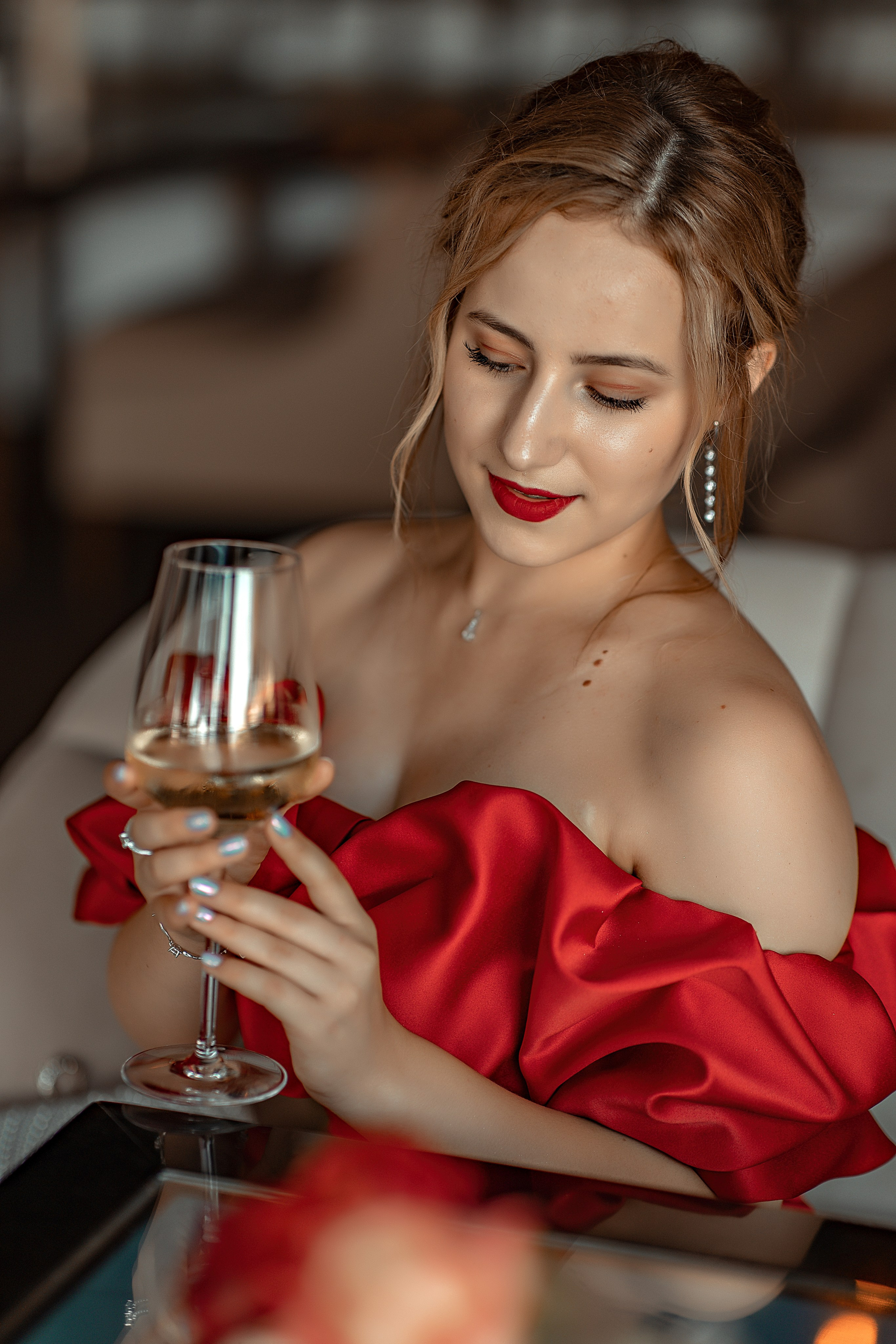 Фотосессия " Прогулка ". Фотограф-стилист Крым Прокат одежды в Крыму. Фотосессии в Крыму