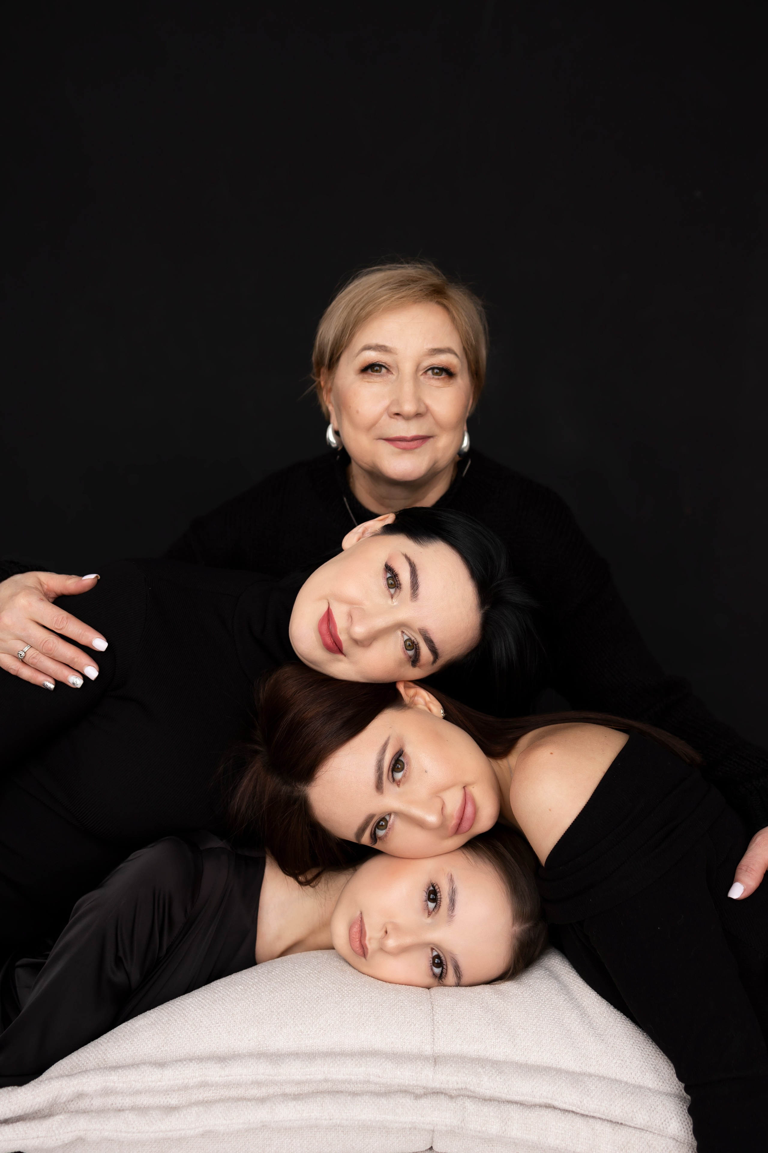 Поколение. Главная