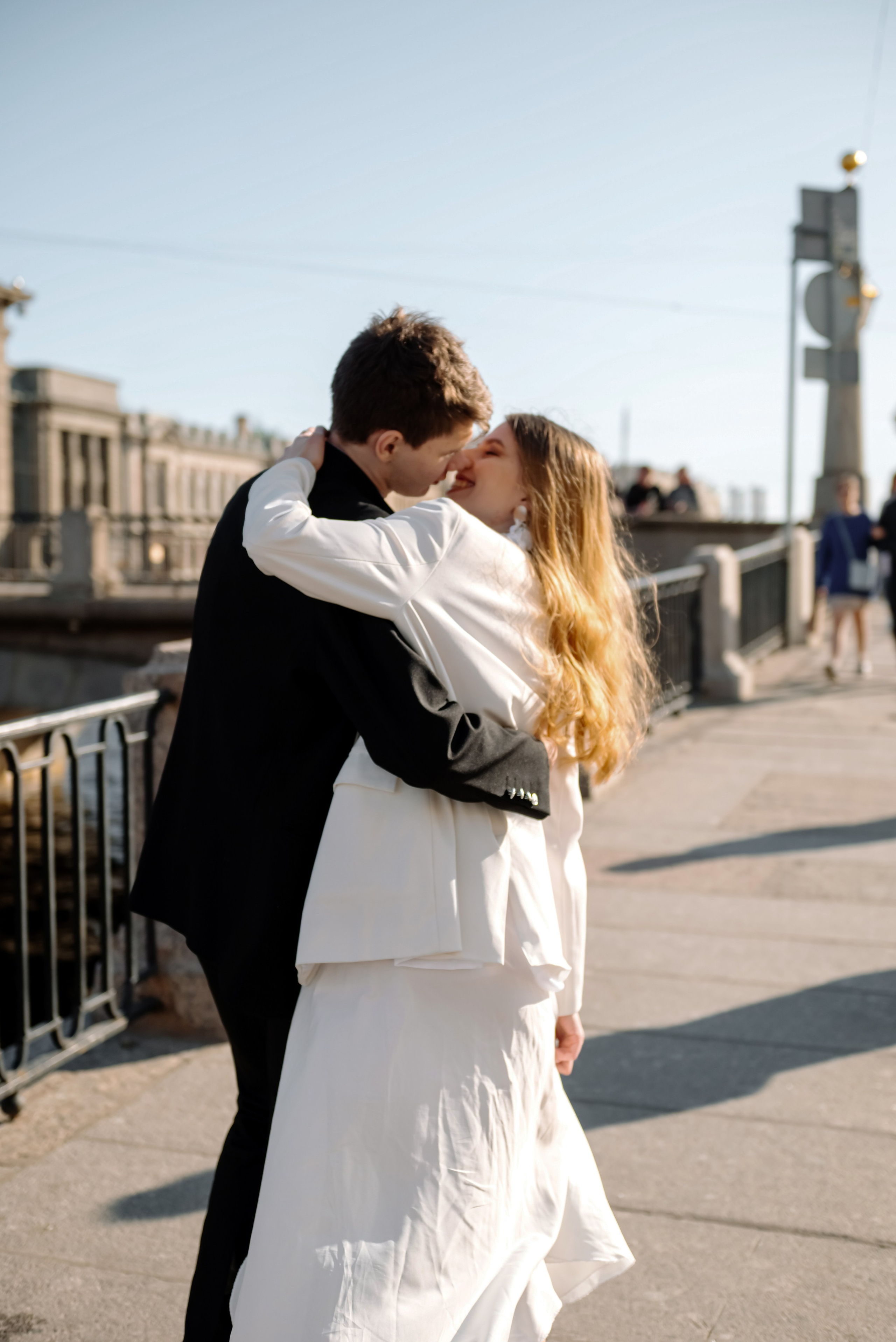 Прогулка у моста. Свадебный и сеейный фотограф в Санкт-Петербурге Елена Худякова