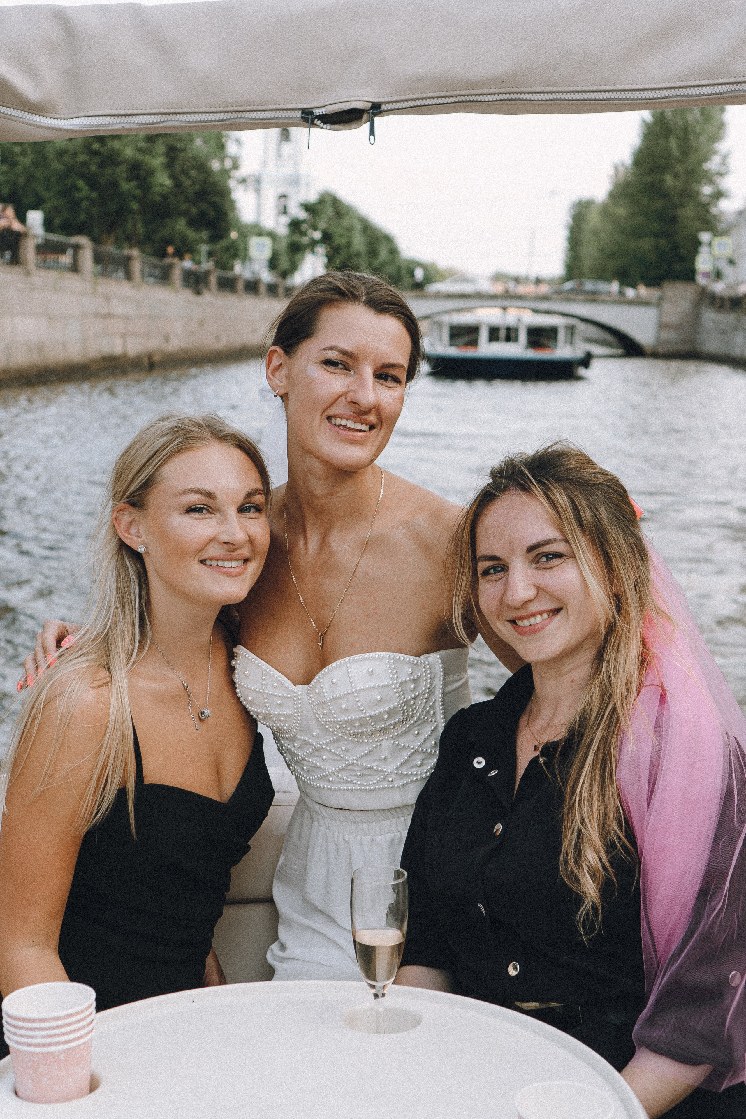 ДЕВИЧНИК НА КАТЕРЕ. Профессиональный фотограф, Санкт-Петербург — Виктория Богомолова