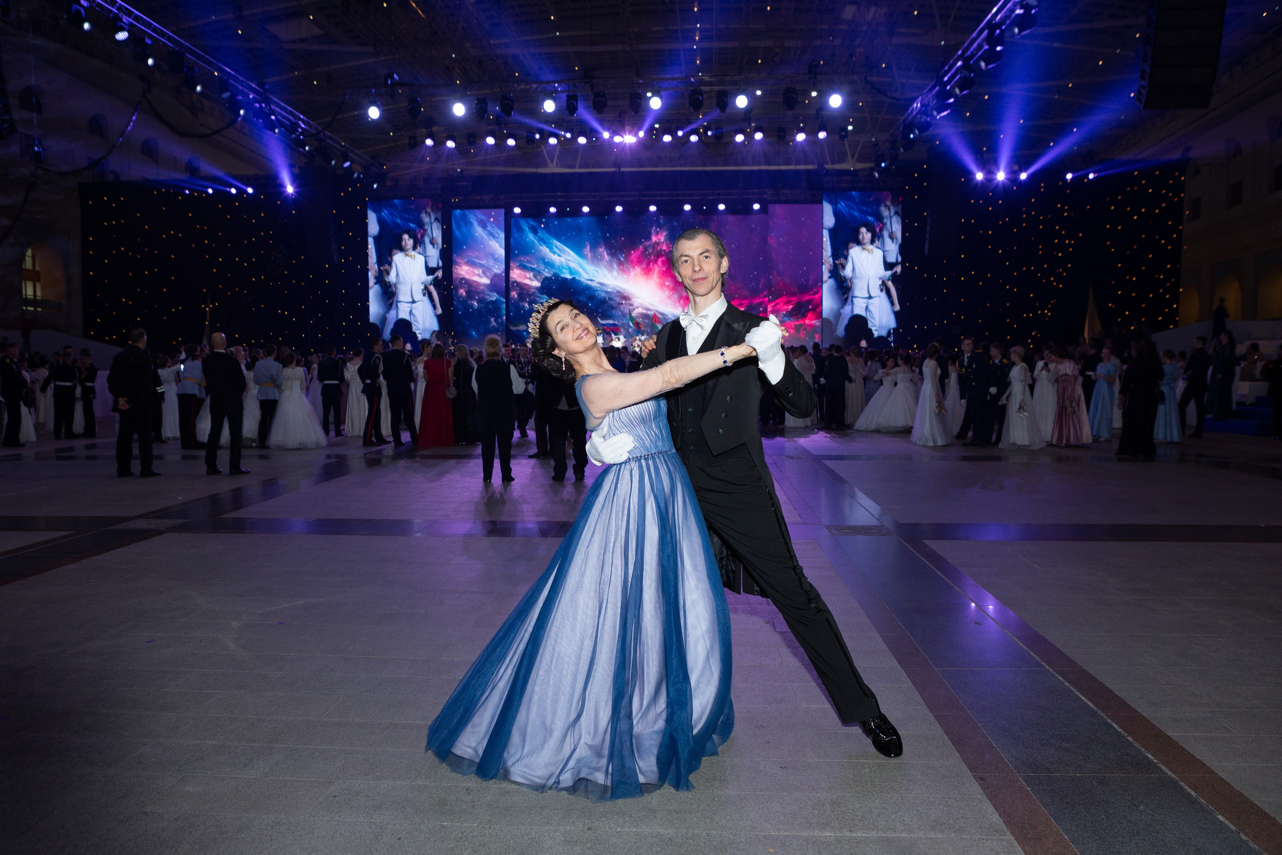 VIII «Международный Кремлёвский Благотворительный Кадетский Бал». Рекламный, предметный, репортажный, семейный фотограф и художник в Москве