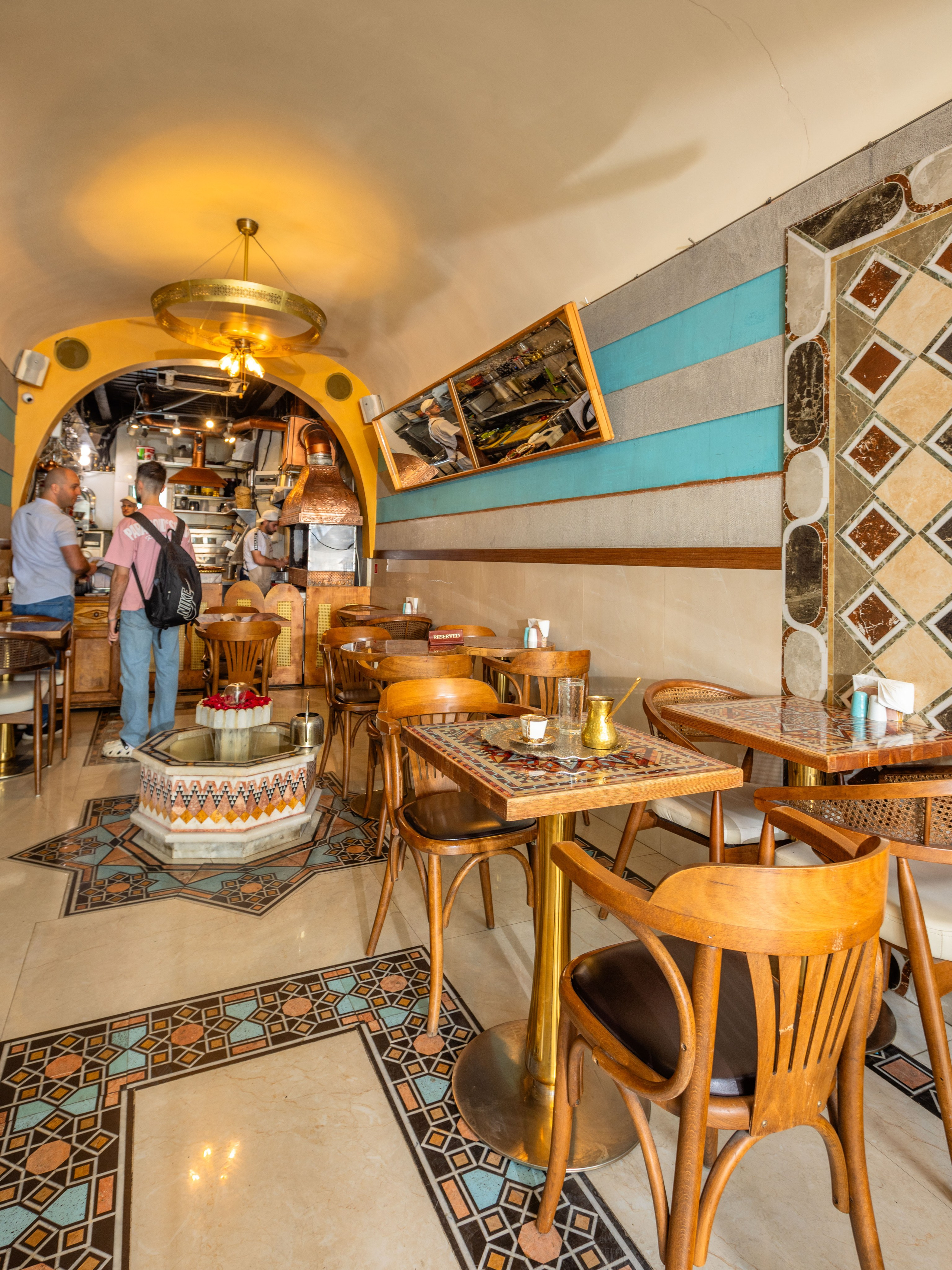 Фотосъёмка интерьера — Ресторана Ливанской Кухни «ADAM». Рекламный, предметный, репортажный, семейный фотограф и художник в Москве