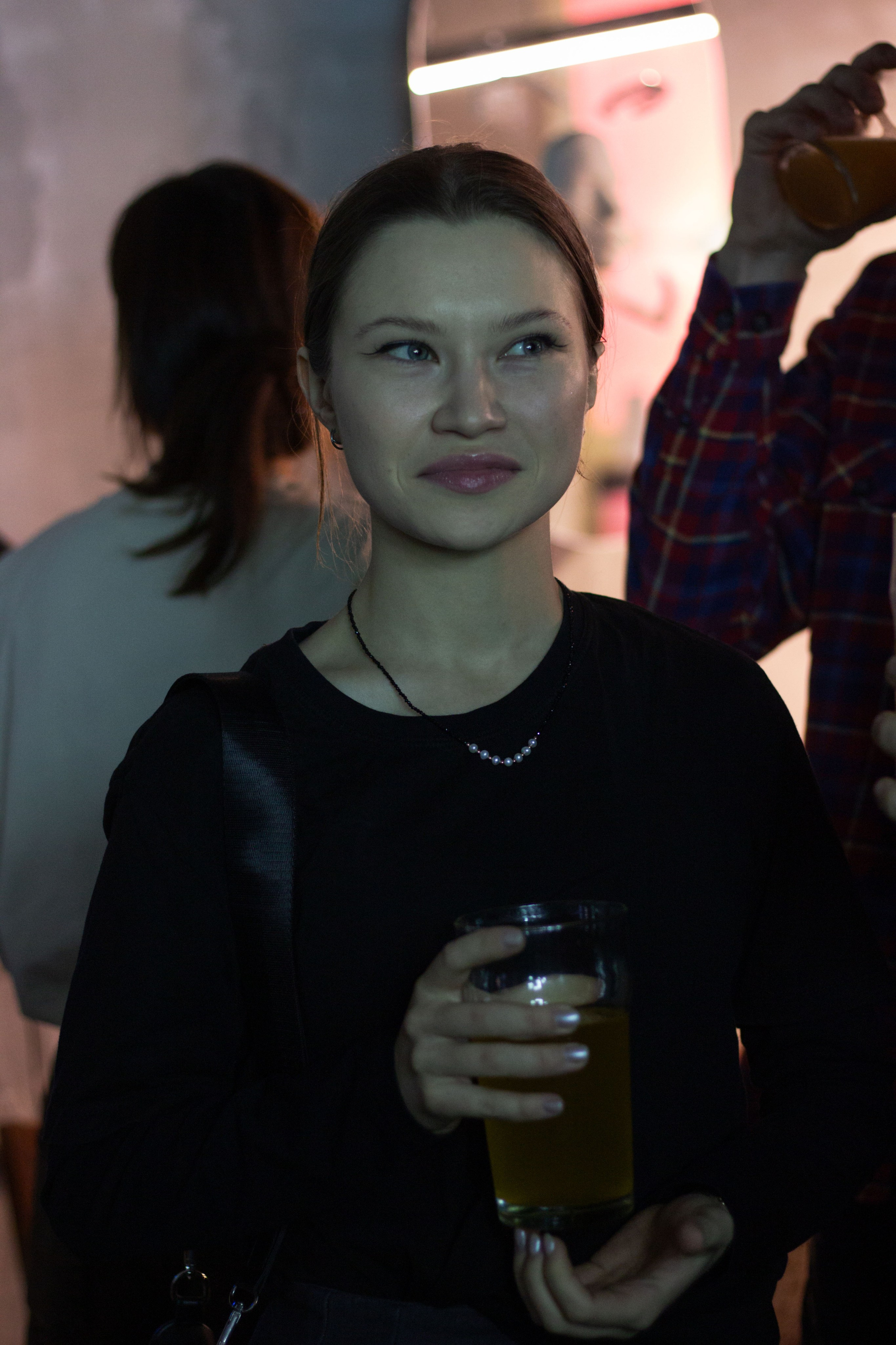 Бильярдная «Крученых» некрореализм. Юля Мурашова портретный и документальный фотограф