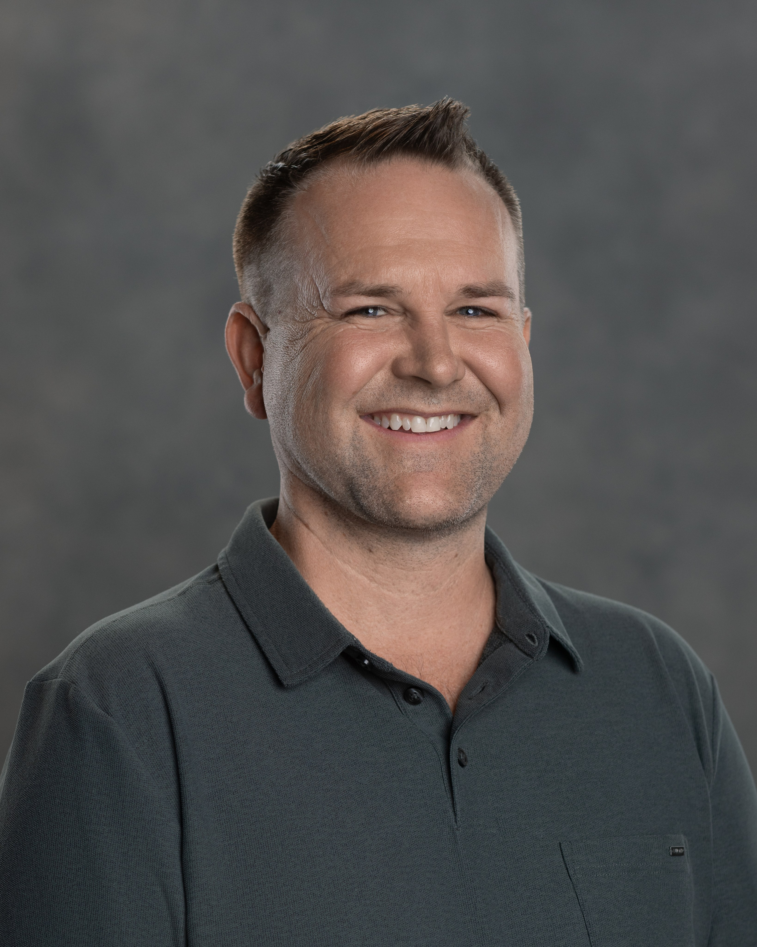 Business and acting headshots. Retouching, photo editing, portfolio retoucher