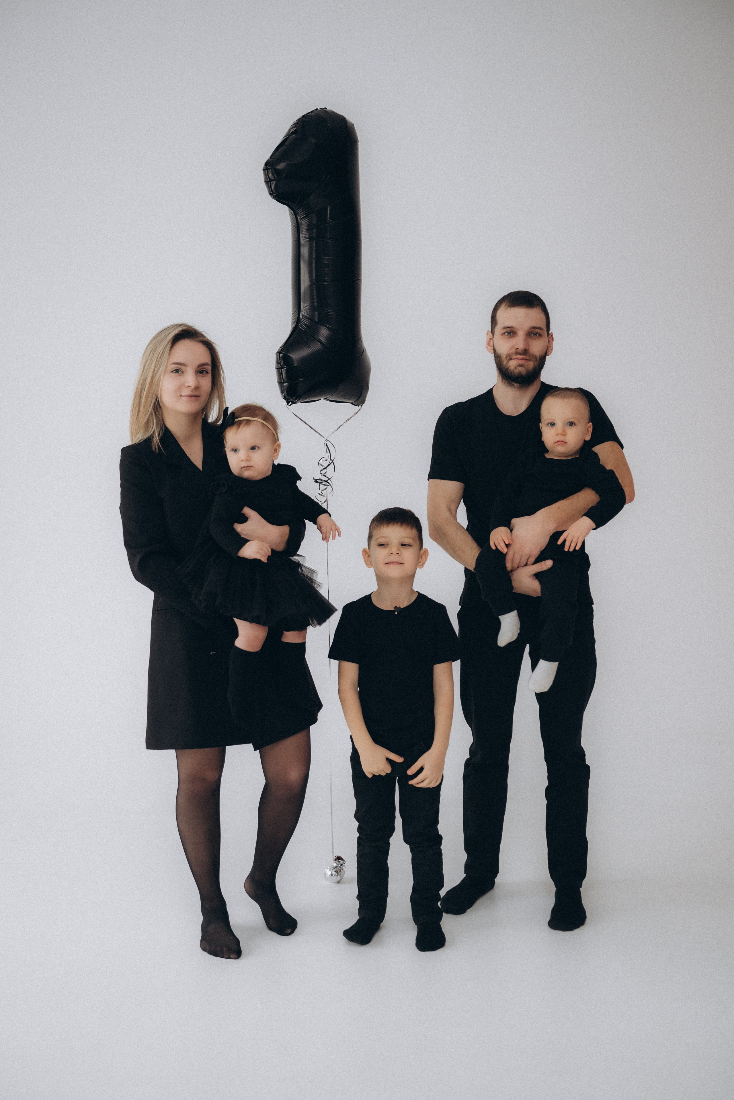 Леша, Лера, Максим, Сережа и Даша. Суханова Регина Фотограф Сергиев Посад