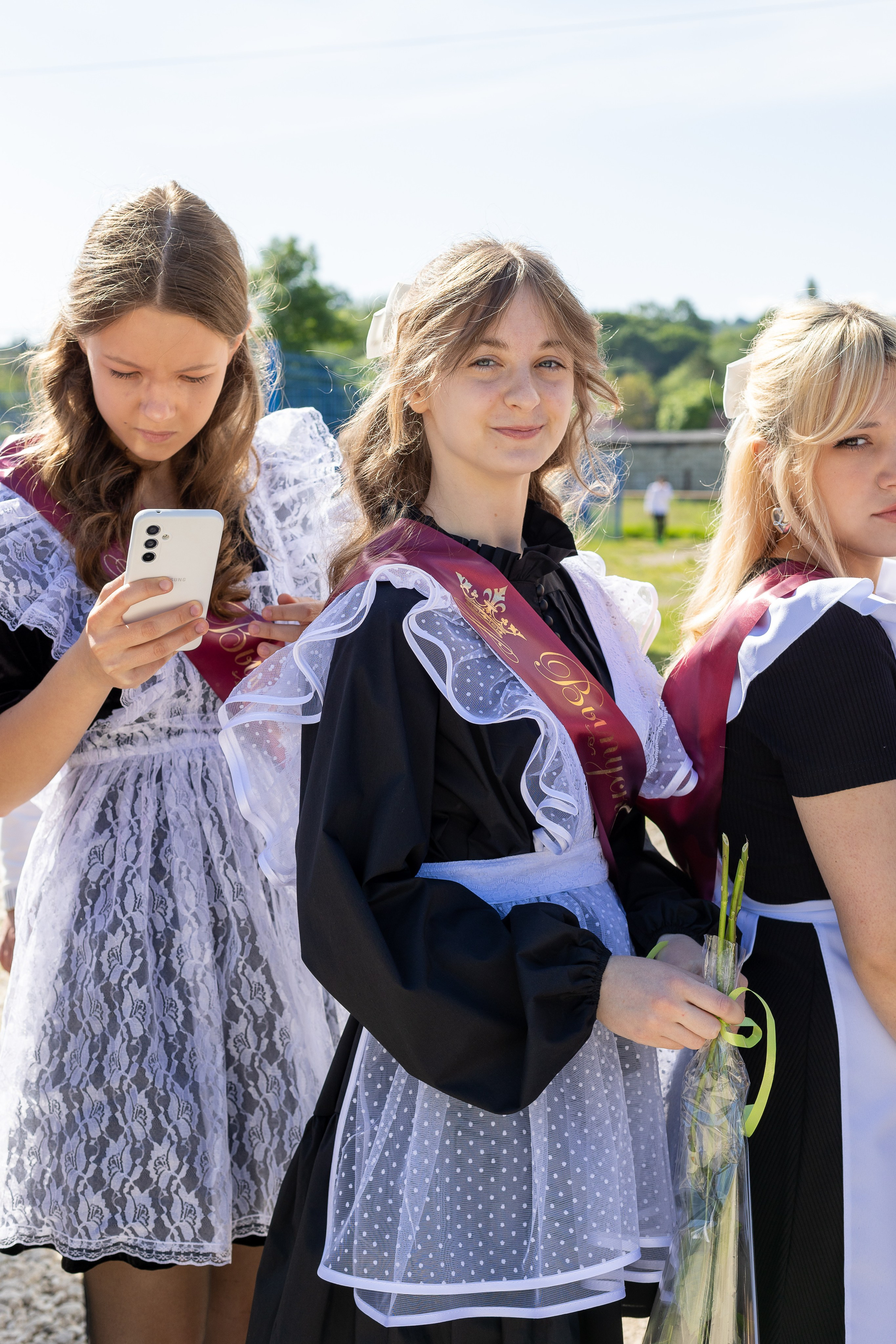 Последний звонок. Выпускные альбомы Майкоп, Краснодар Елена Золотарева