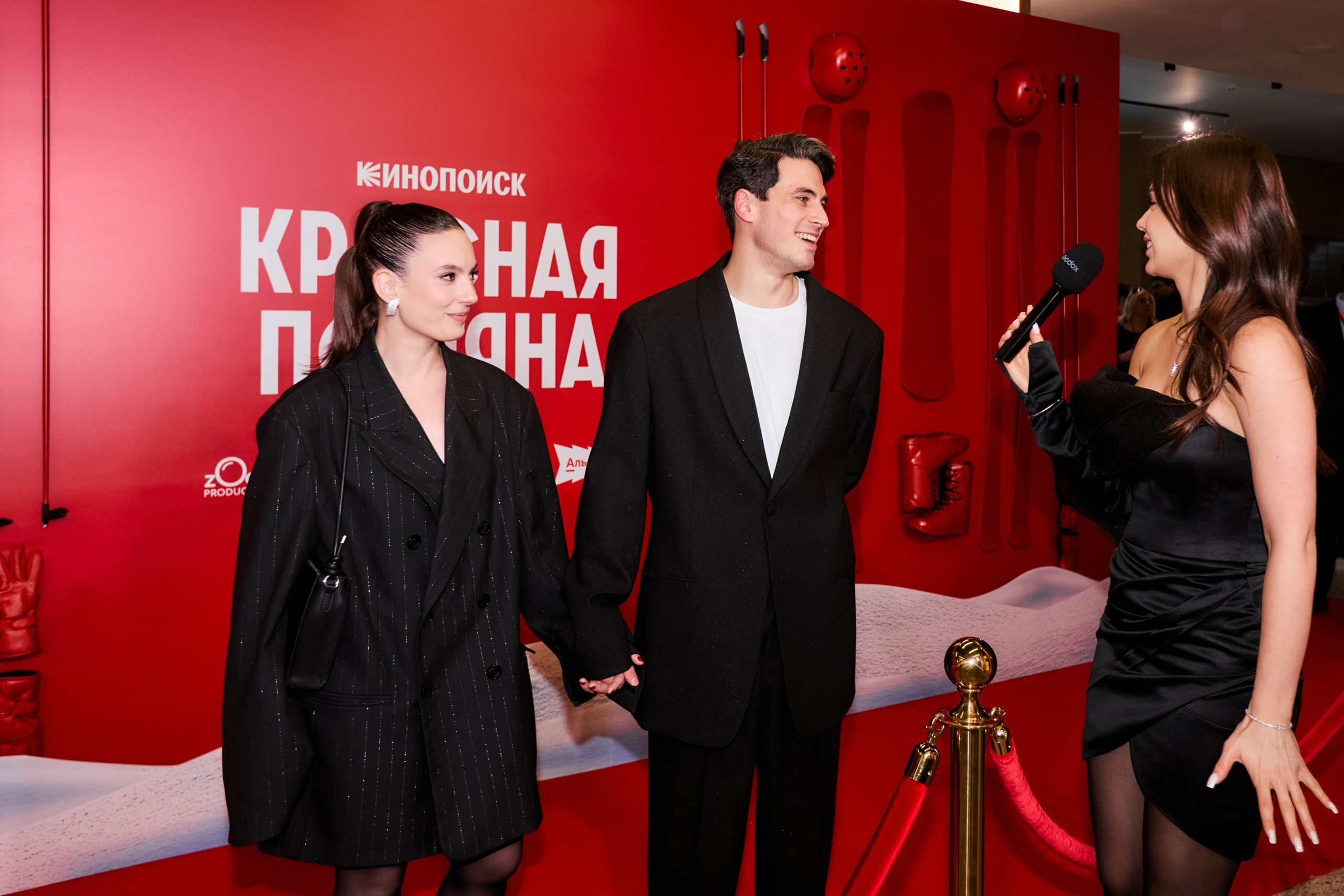 Премьера сериала КРАСНАЯ ПОЛЯНА в кинотеатре «Октябрь». Home