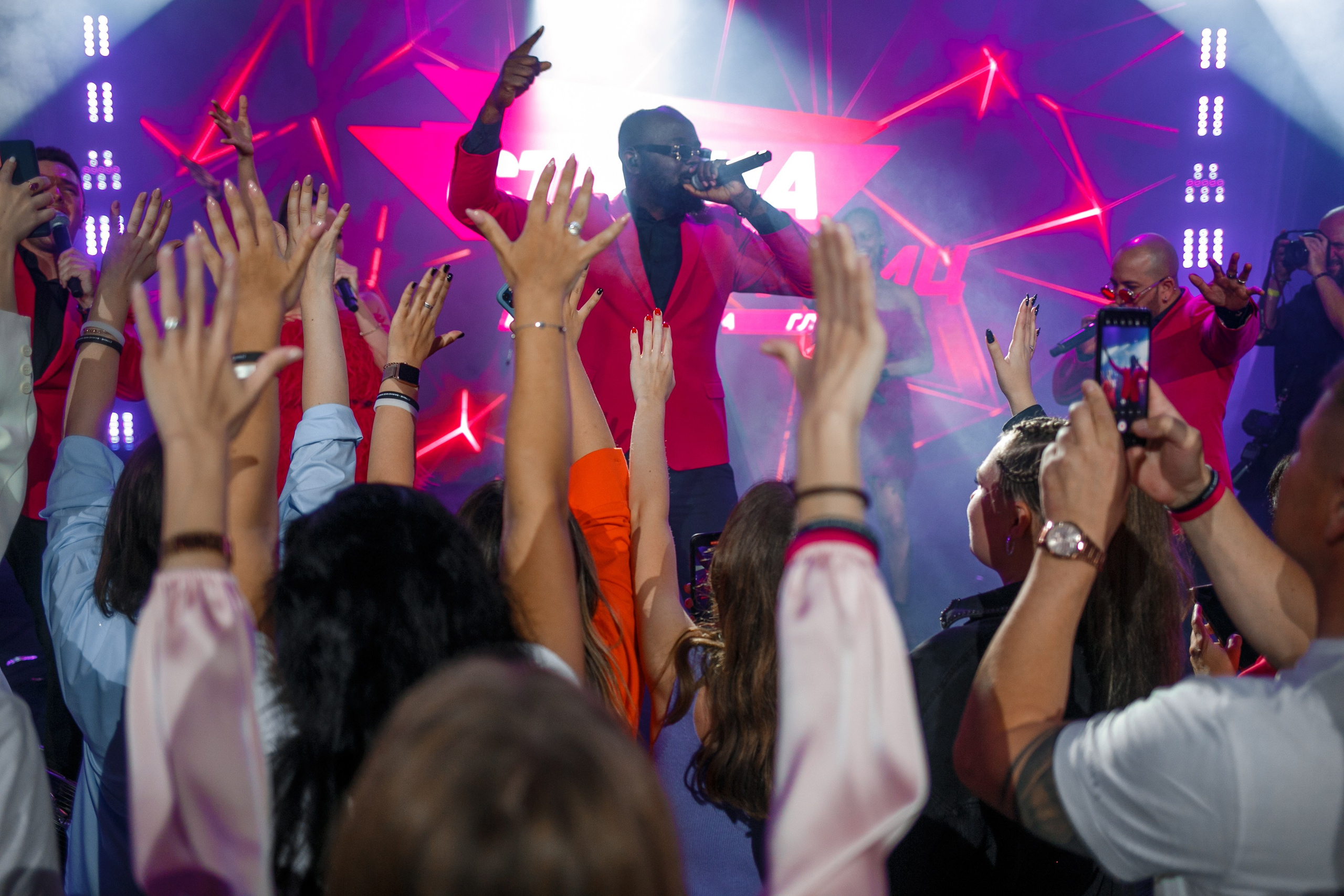 Фотосъемка корпоратива компании «Страна девелопмент». Репортажный фотограф Борис Геер