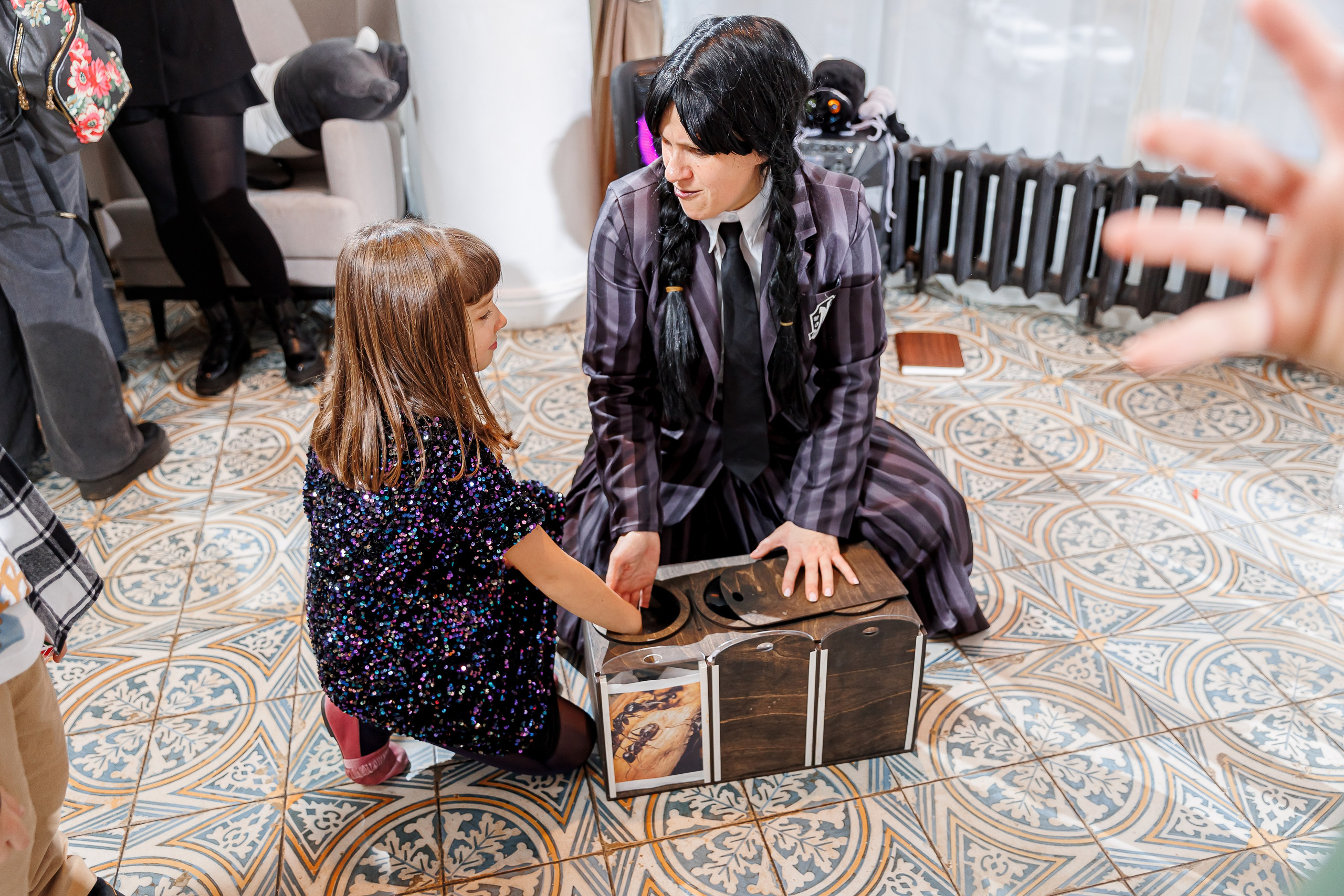 День рождения Насти «Венсдэй во Вкусотеррии». Семейный и детский фотограф Комина Елена, Власиха, Одинцово