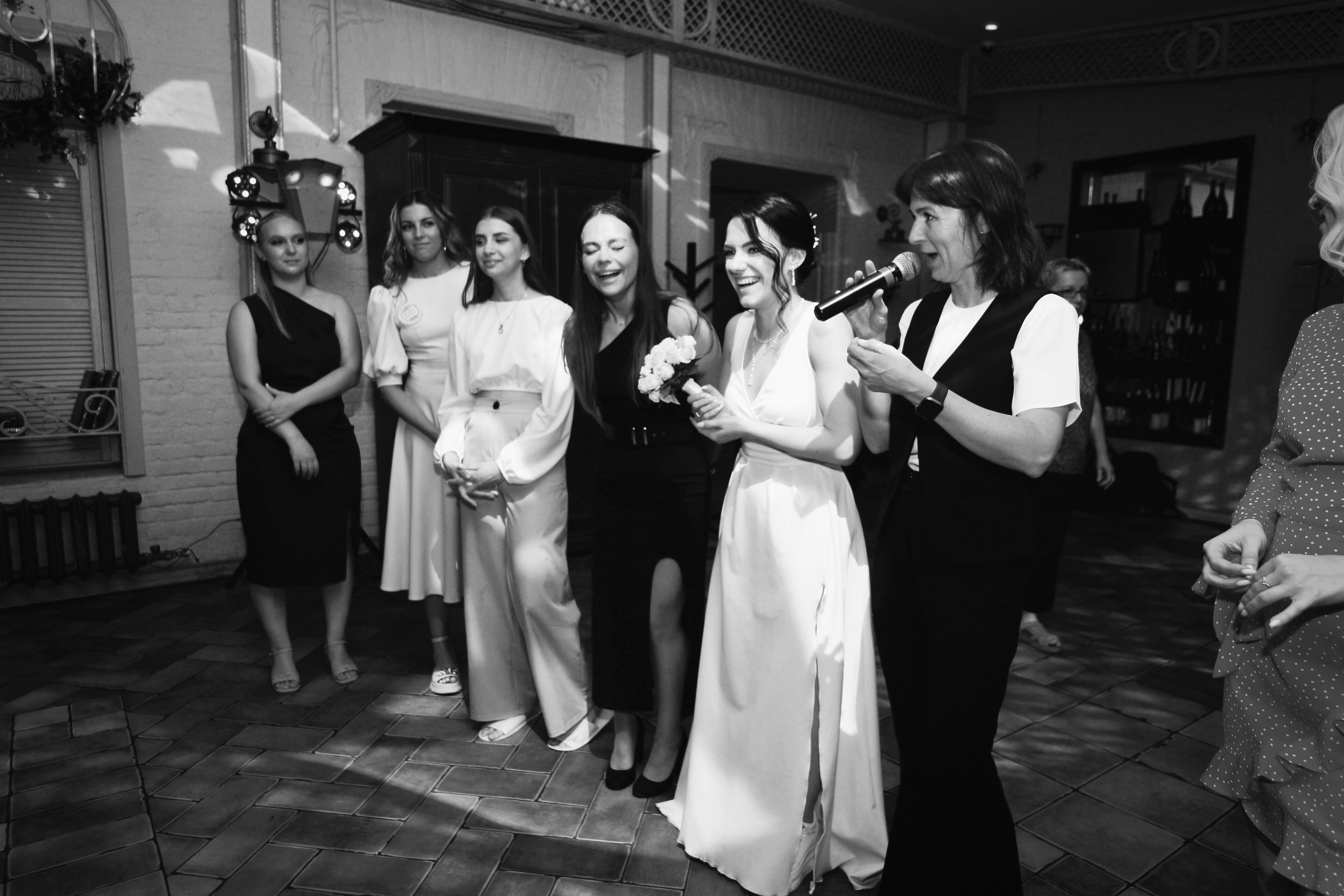 Съемка пары в отеле, на природе, в городе. Свадебный и репортажный фотограф в Ярославле и Санкт-Петербурге Роман Микрюков