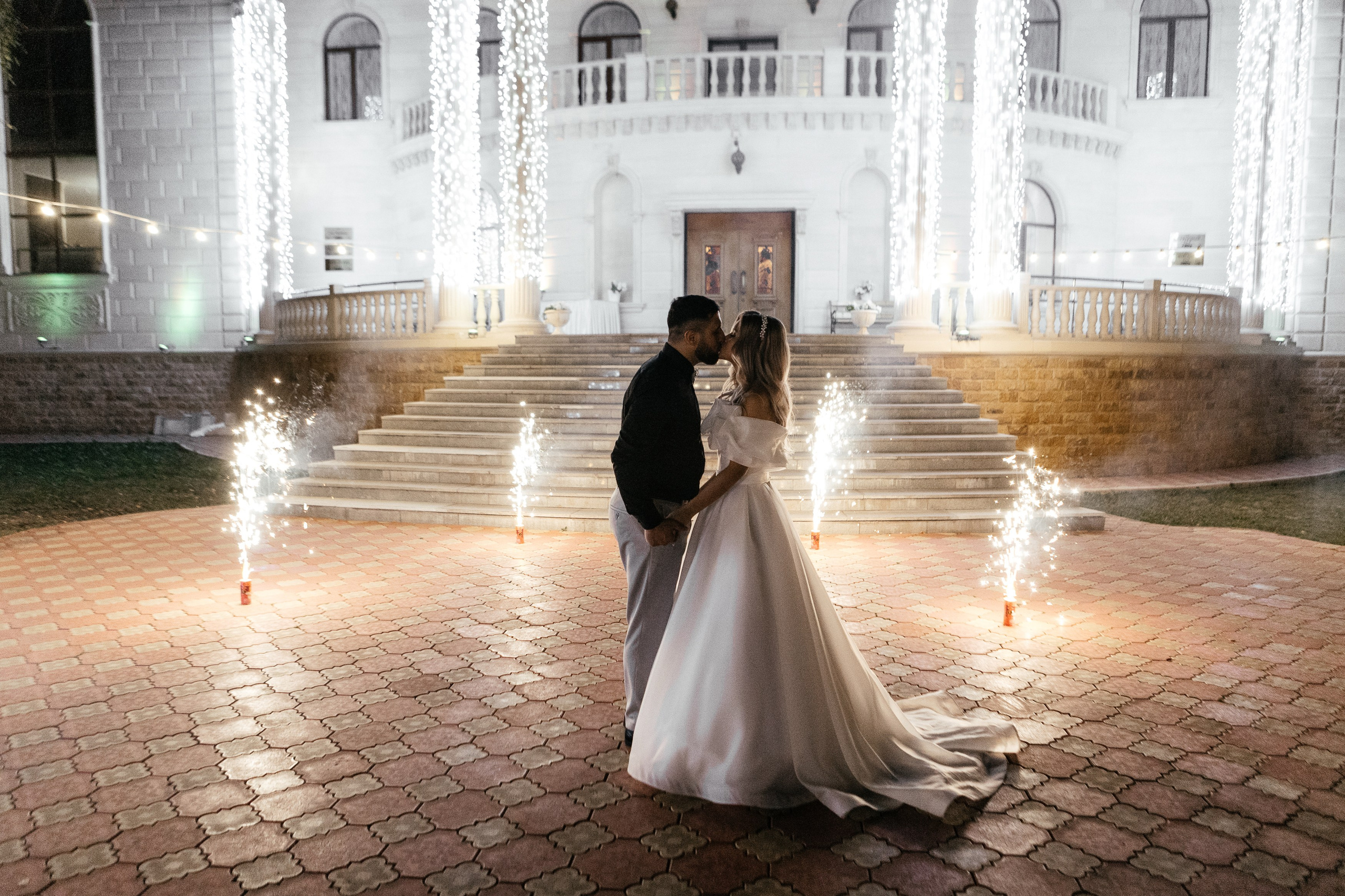 Свадебный фотограф Уфа — Руслан ГабдлисламовЖивые эмоции, красивые кадры, воспоминания на всю жизнь.Работаю по всей Республике Башкортоста. Свадебный фотограф Уфа Руслан Габдлисламов