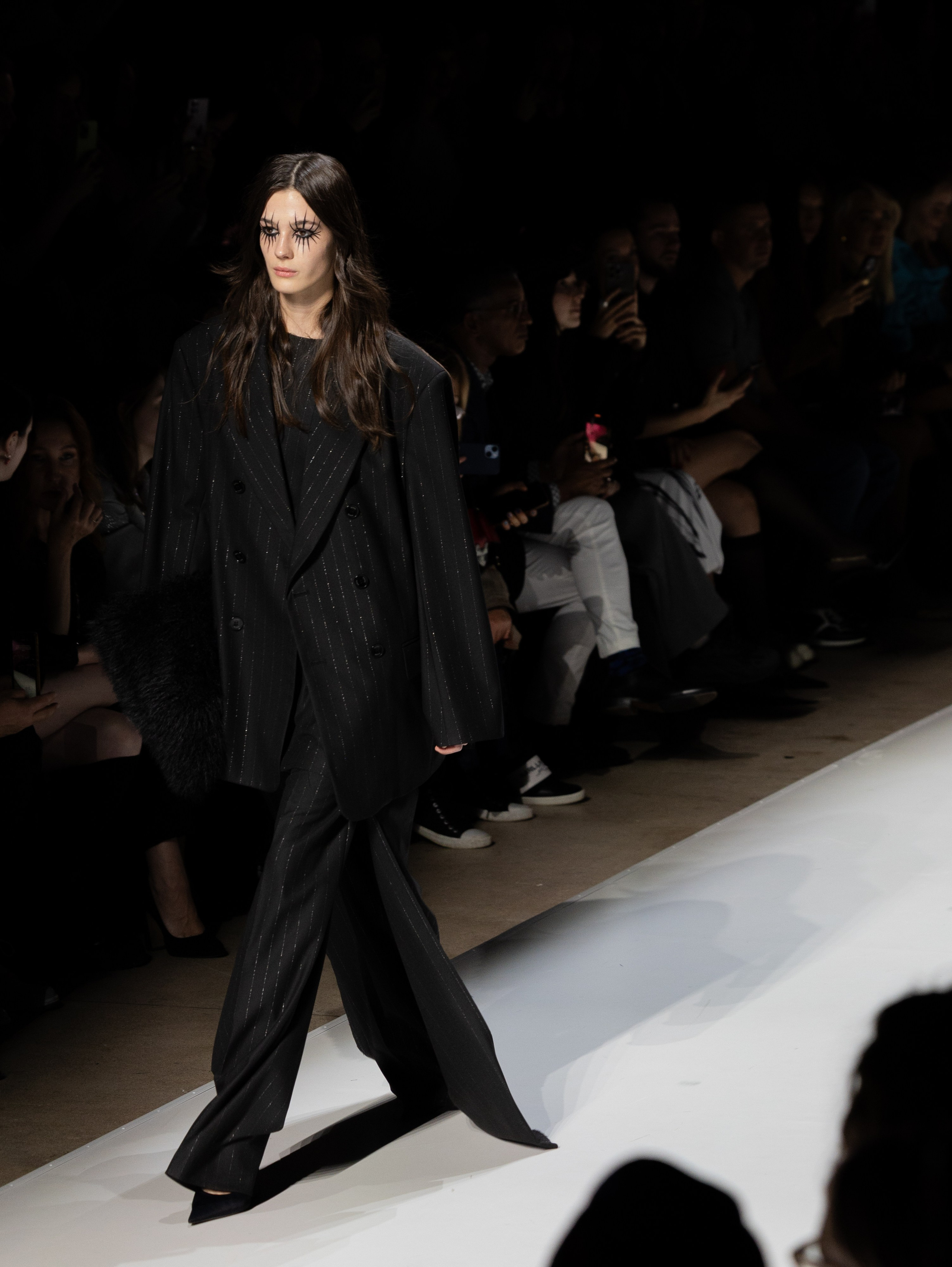 ROGOV. Портретный фотограф в Москве Дарина Шевко