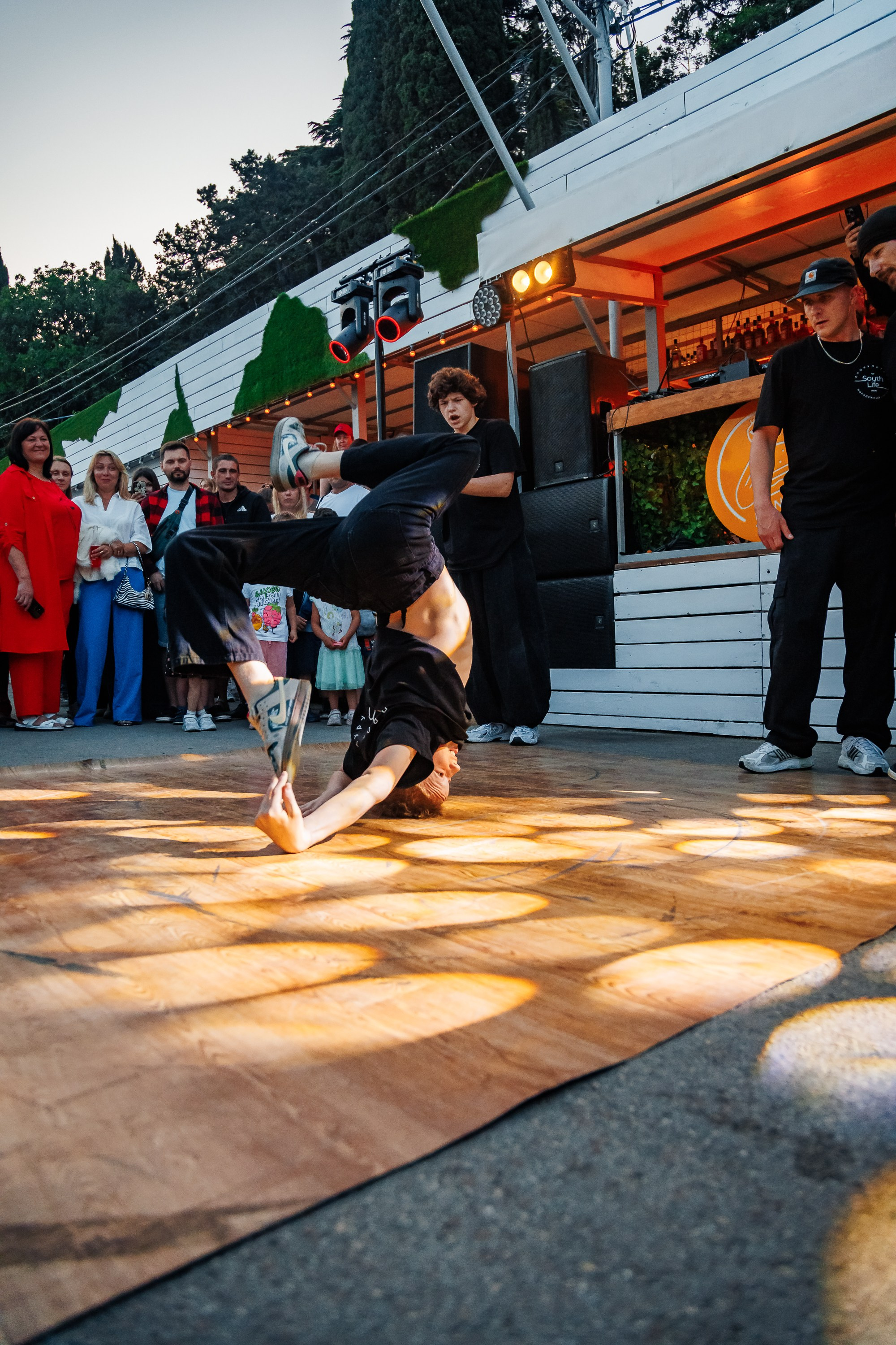 Открытие сезона в HUNGRY BIRD_Симеиз_Крым_14.06.2025. Аминов Руслан | Фотограф