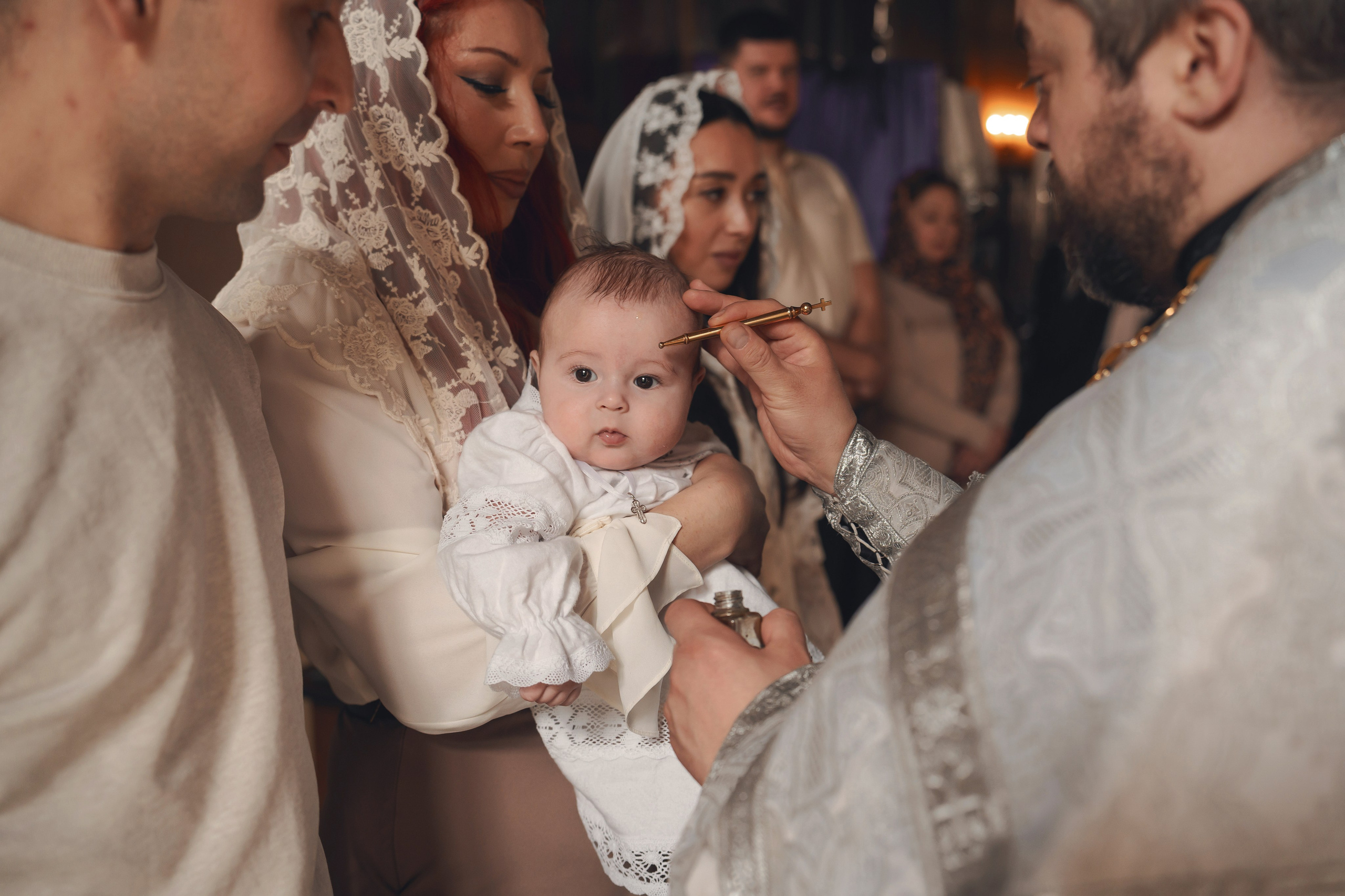 Крещение в православном Храме Воскресения Словущего в Даниловской Слободе. Семейный фотограф в Москве 📸