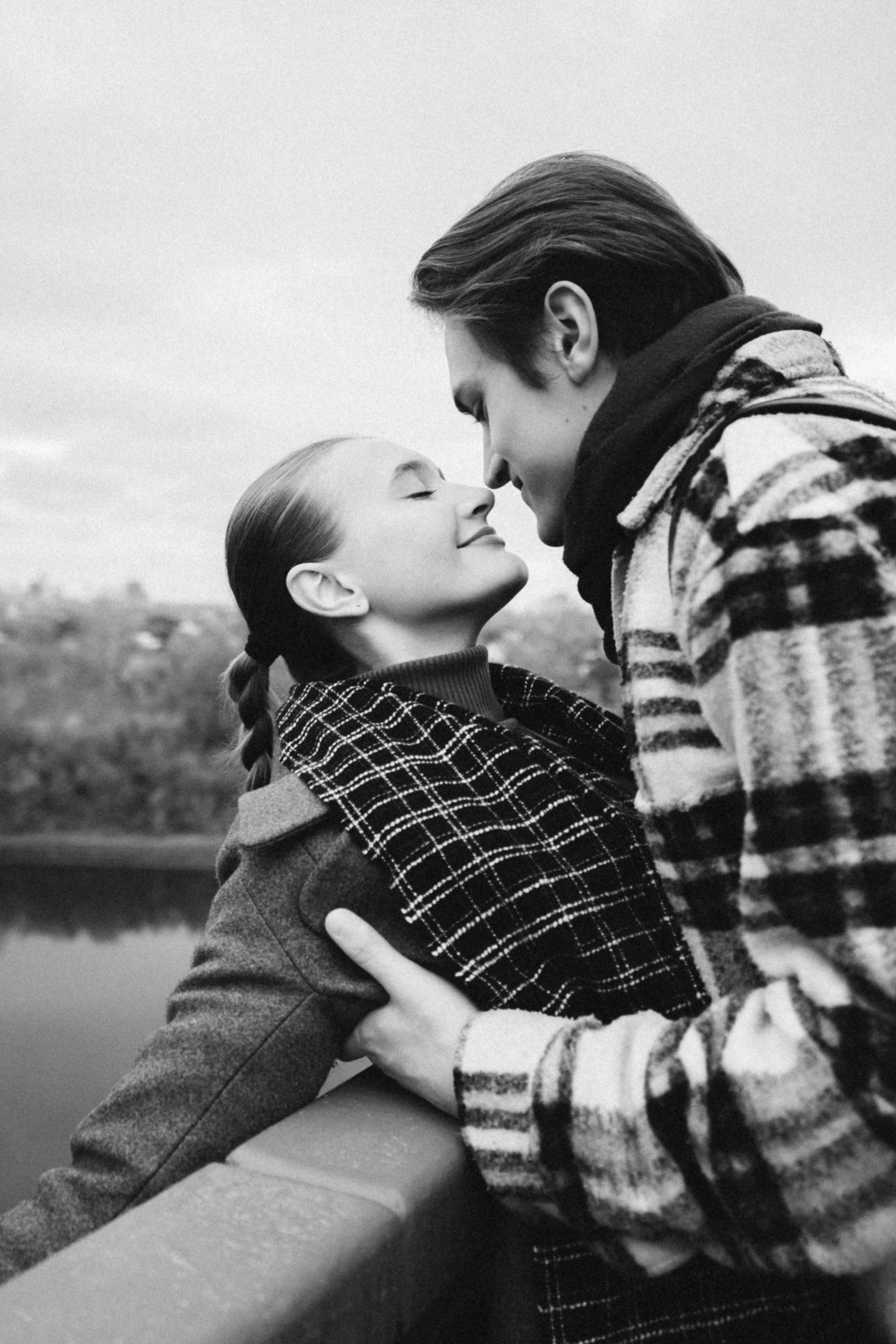 Milena and Dima, Walk — Couple Photoshoot — Xeni Photography. Xeni Photography