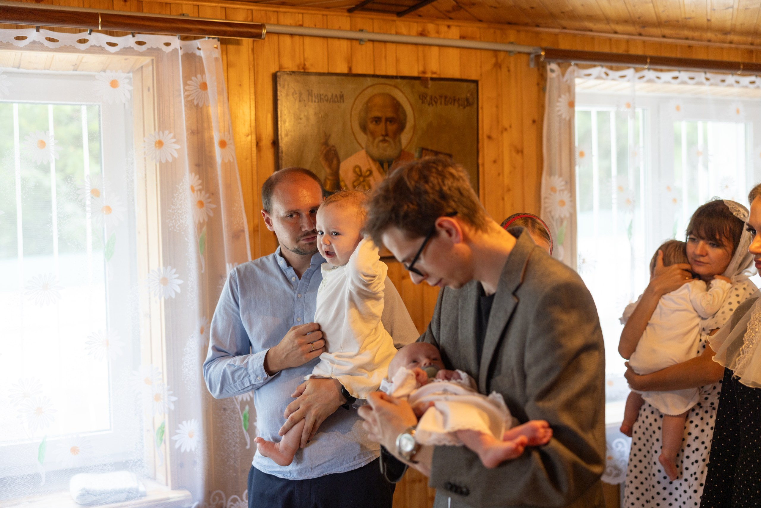 Образец репортажа крещения оригиналы, без искажений, без вспышки, светосильная оптика!. Фотограф в Туле Крупский АнДРей. Фотостудия «КАДР71» в Туле